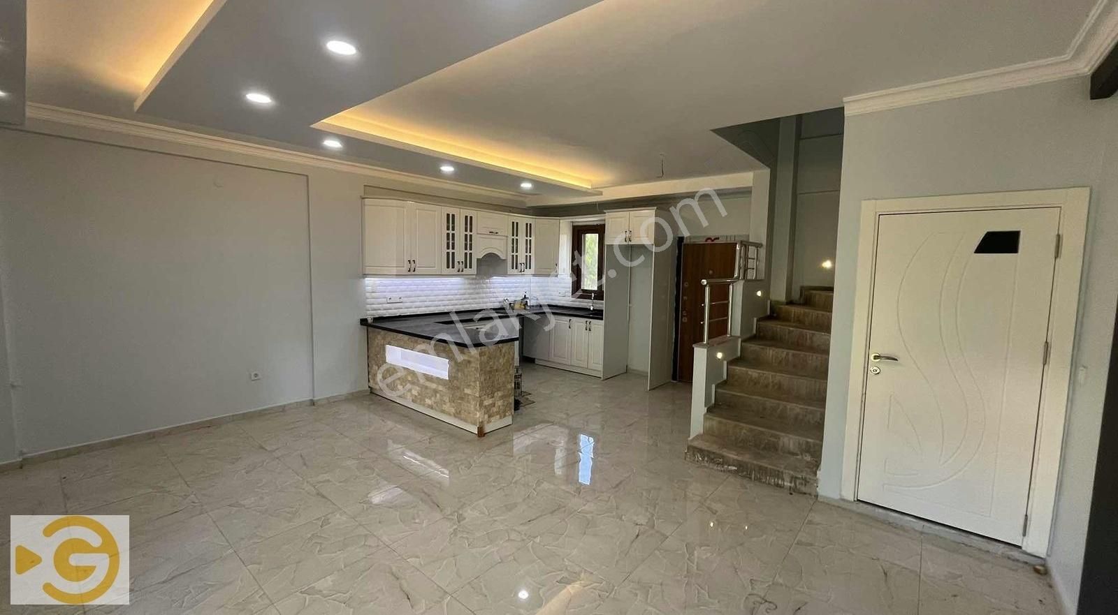 Gözütok Mimarlık Emlak'tan Denize 50 Metre Tek Müstakil Villa - Görsel 17