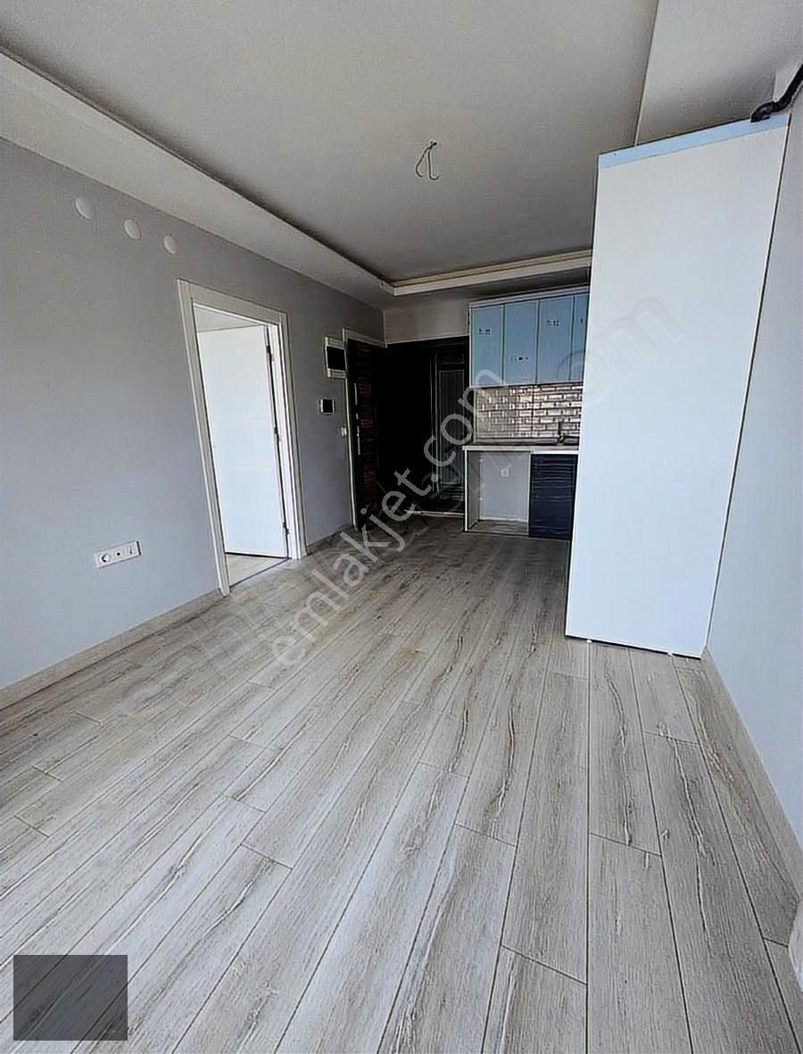 Buca Adatepe Kiralık Daire Buca Kasaplar Meydanına 1 Dk Mesafede 1+1 45m2 Asansörlü Sıfır