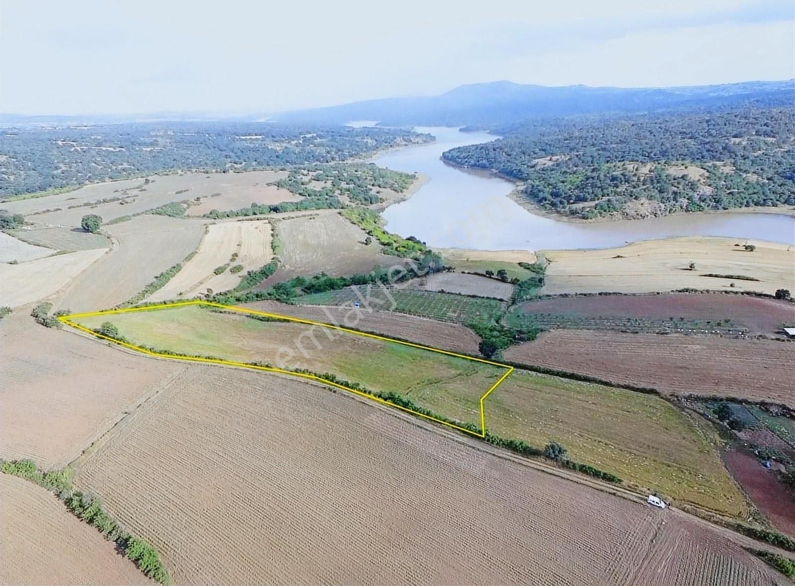 Kırklareli Merkez Çayırlı Köyü Satılık Villa İmarlı Doğa Harikası Baraj Ve Orman Manzaralı İmarlı Arsa