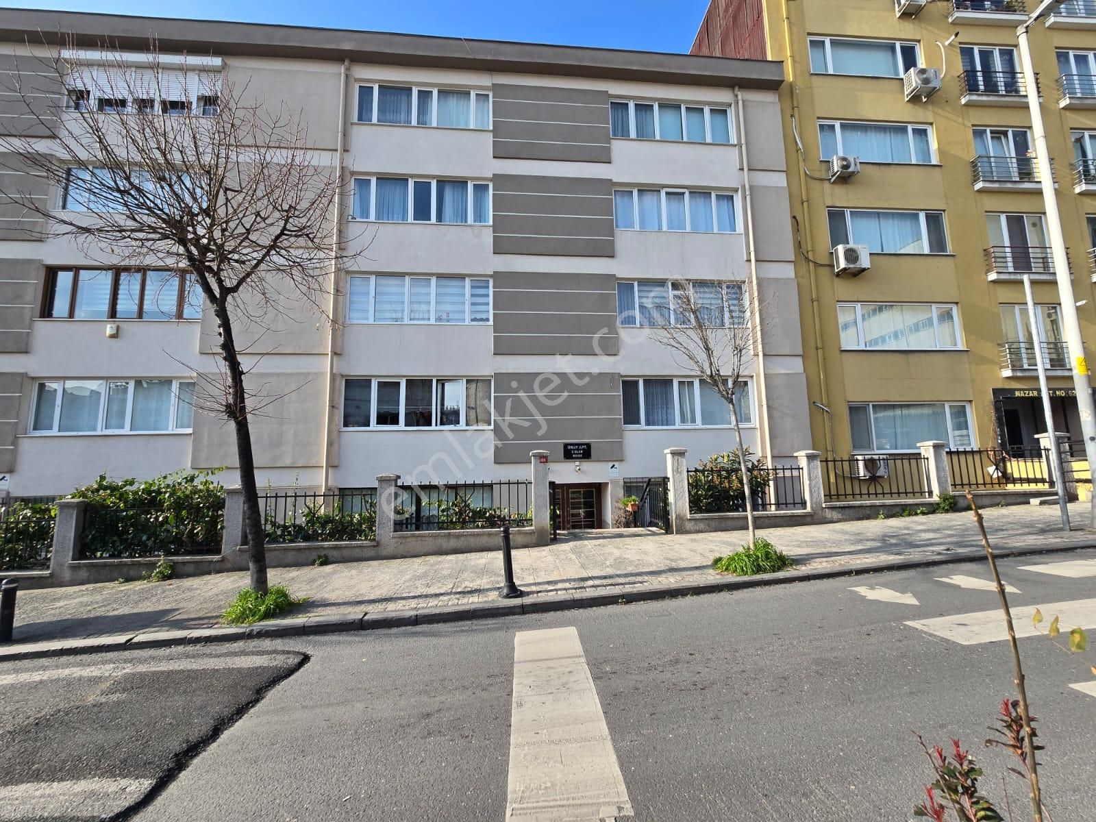 Şişli Feriköy Satılık Daire İstanbul Feriköy Mahalesinde Boş Satılık 2+1 Daire