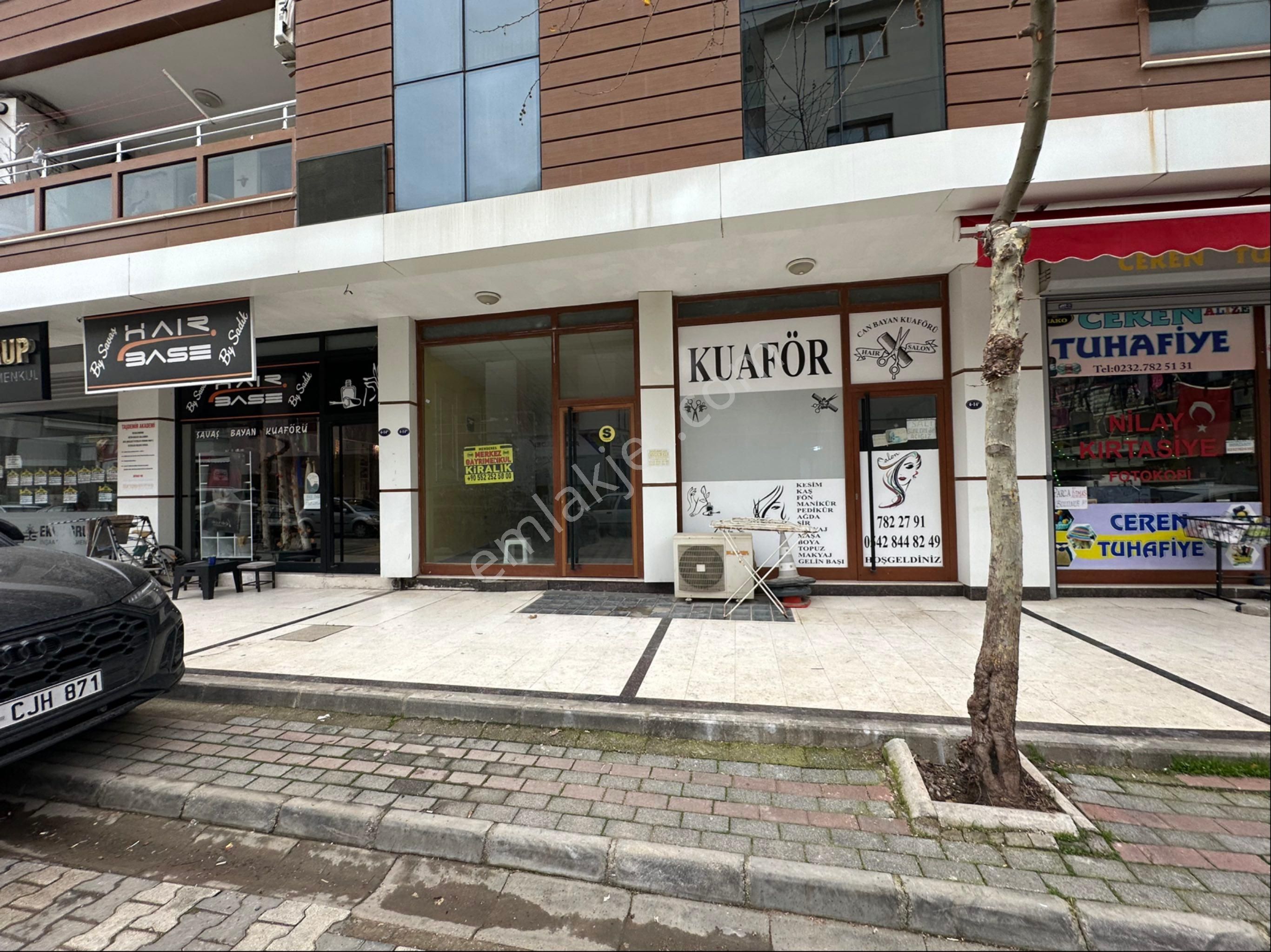 İzmir Menderes Kiralık Büro Merkez Gayrimenkulden Belediye Yanı Kiralık Dükkan