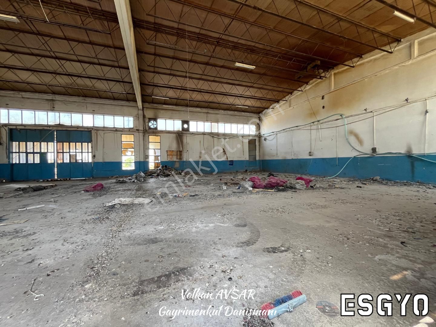 Esgyo'dan Emko Da 366 M2 Kapalı 474 M2 Açık Alan Satılık Fabrika - Görsel 9