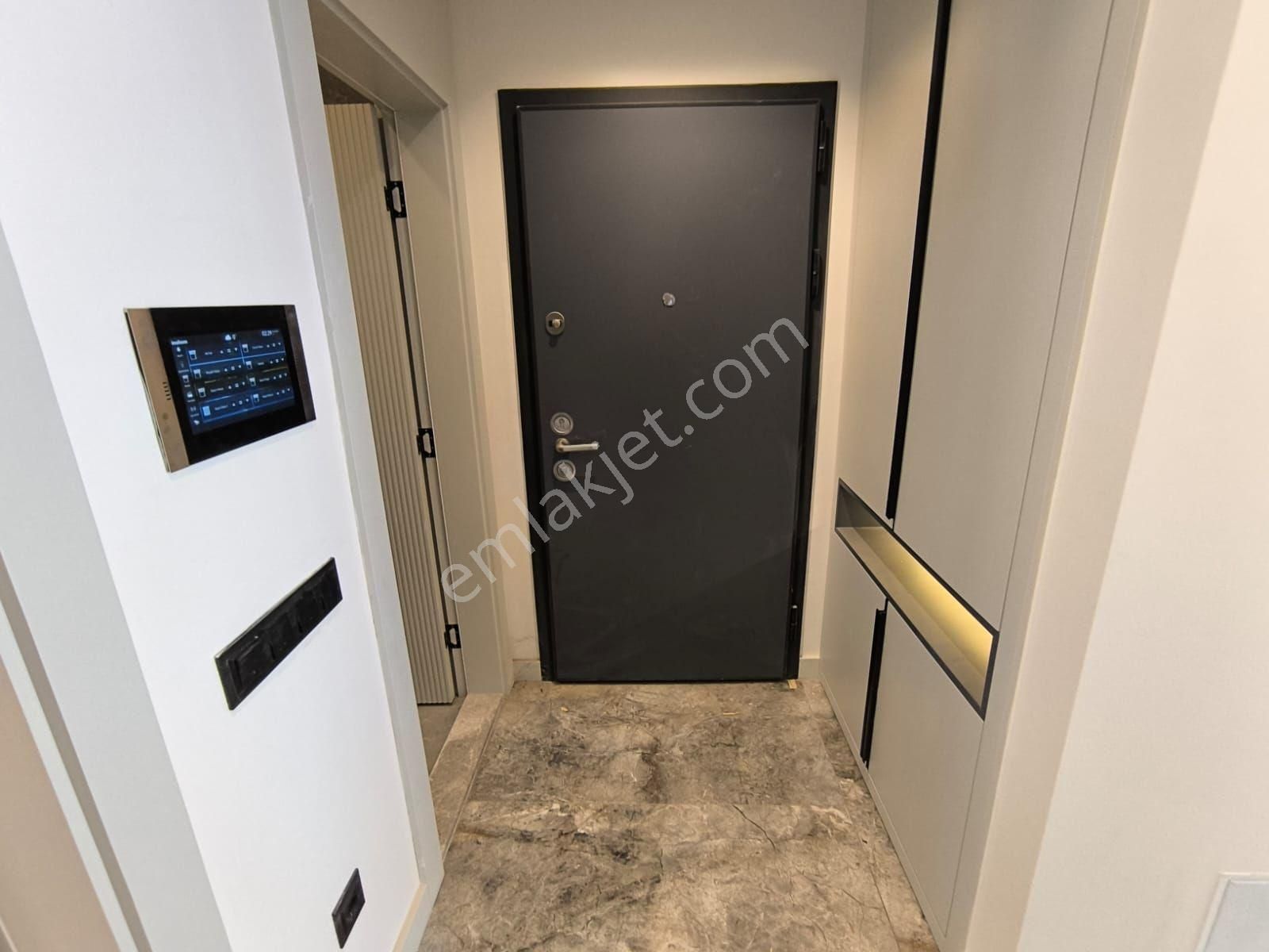 Kadınlar Denizinde 5+1 Özel Havuzlu Muhteşem Tripleks Villa - Görsel 14