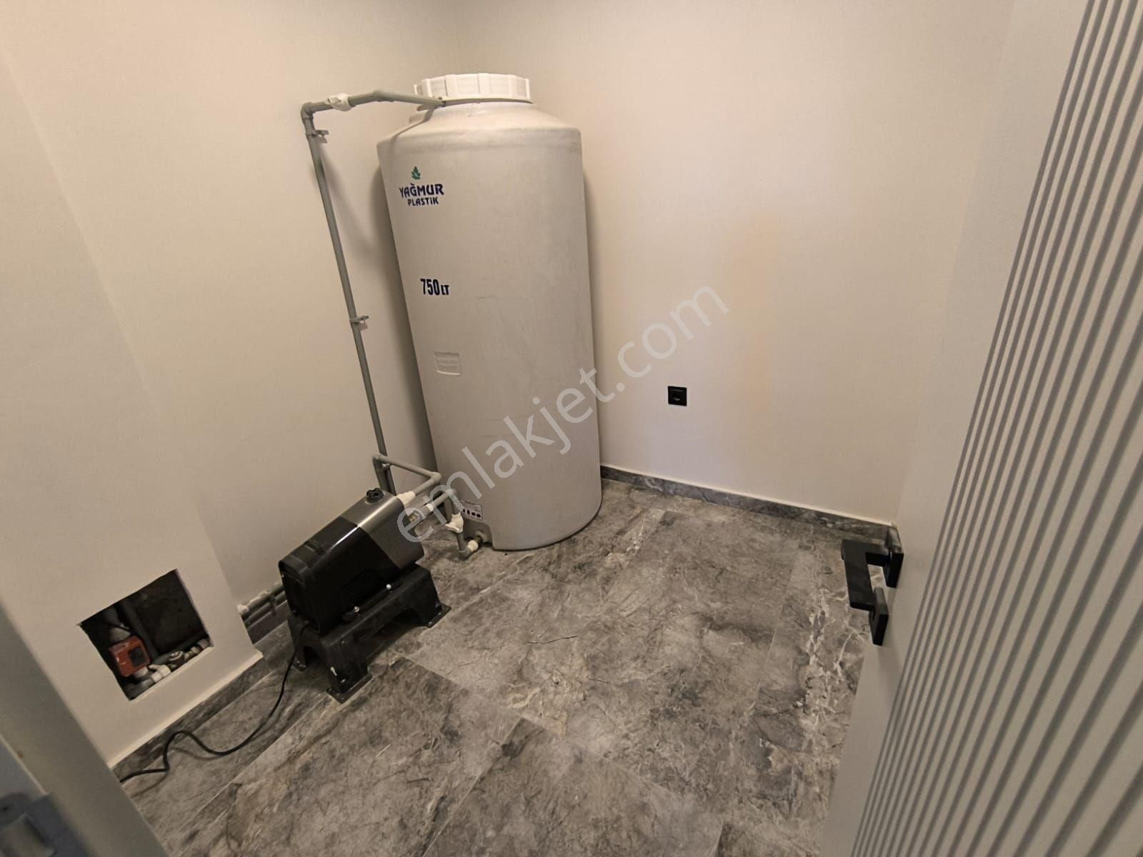 Kadınlar Denizinde 5+1 Özel Havuzlu Muhteşem Tripleks Villa - Görsel 30