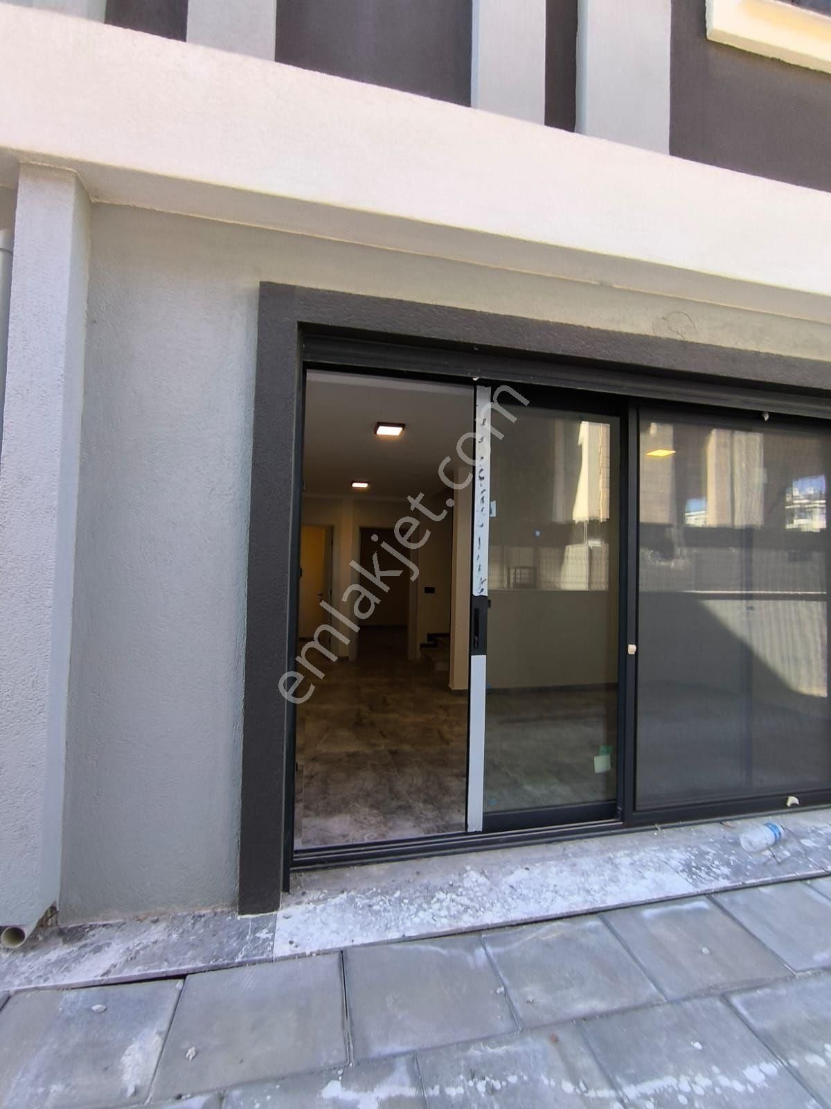 Kadınlar Denizinde 5+1 Özel Havuzlu Muhteşem Tripleks Villa - Görsel 32