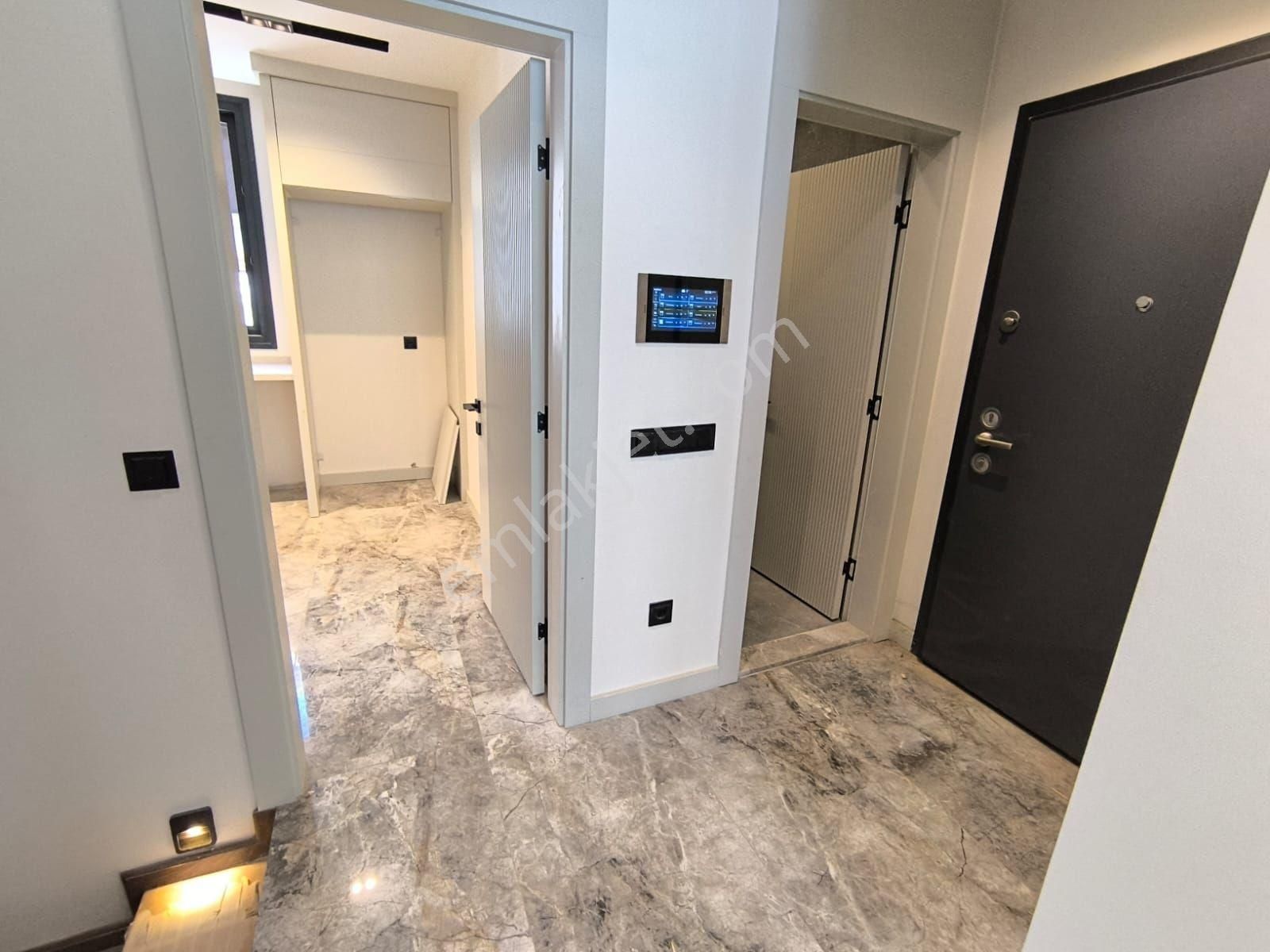 Kadınlar Denizinde 5+1 Özel Havuzlu Muhteşem Tripleks Villa - Görsel 13