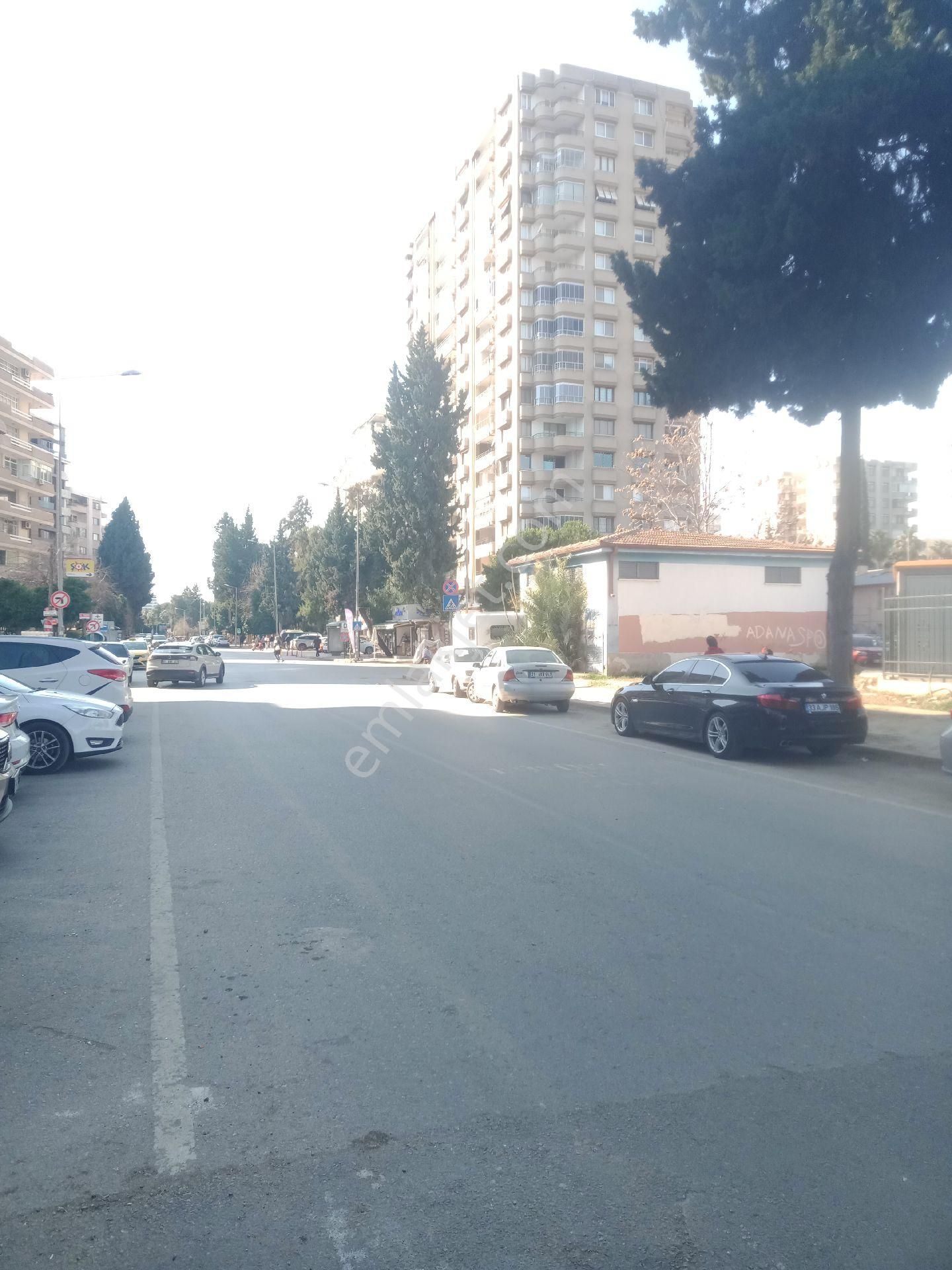 Seyhan Reşatbey Satılık Daire Stadyum Caddesi Üzerinde Millet Bahçesi Manzaralı Kaçmaz İşyeri