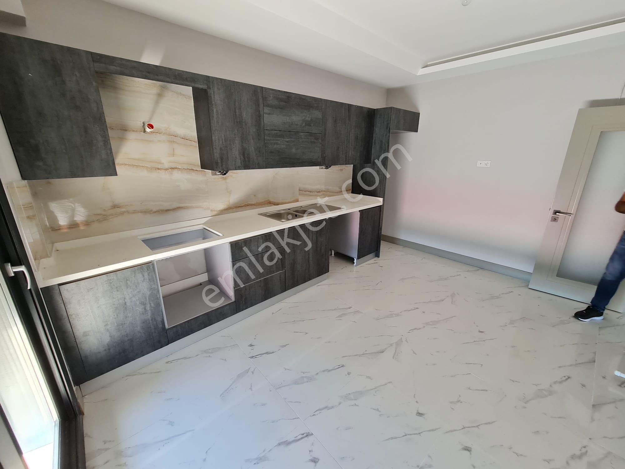 Manzara-güvenlik-400 M2-bahçe-özel Havuz-otopark-modern-yeni-lüx-tamamı Müstakil - Görsel 26