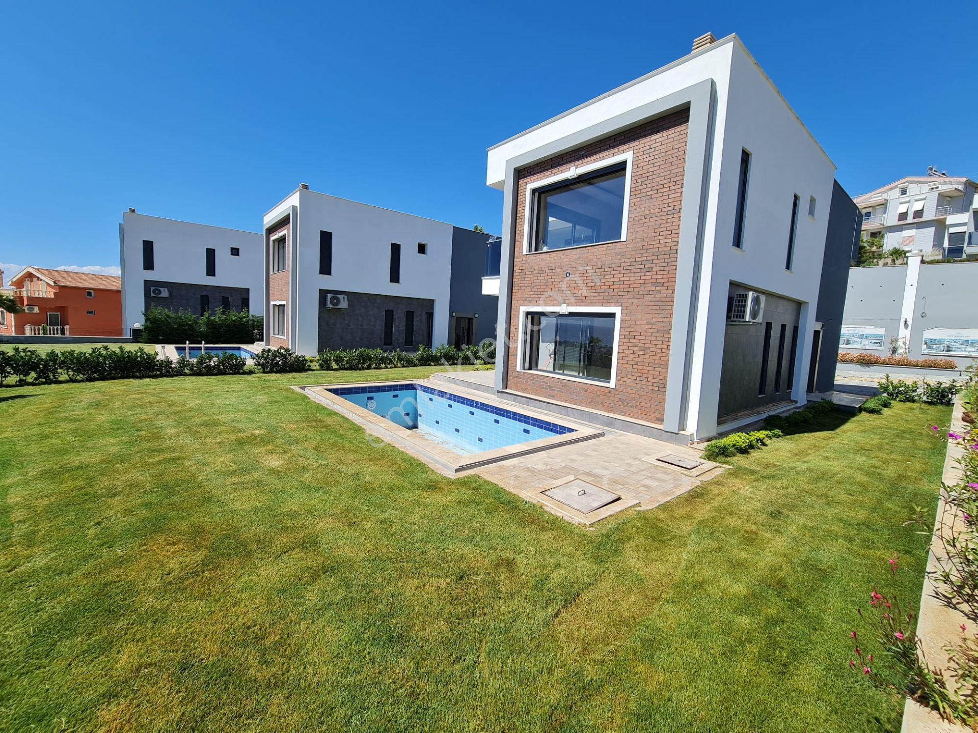 Manzara-güvenlik-400 M2-bahçe-özel Havuz-otopark-modern-yeni-lüx-tamamı Müstakil - Görsel 8
