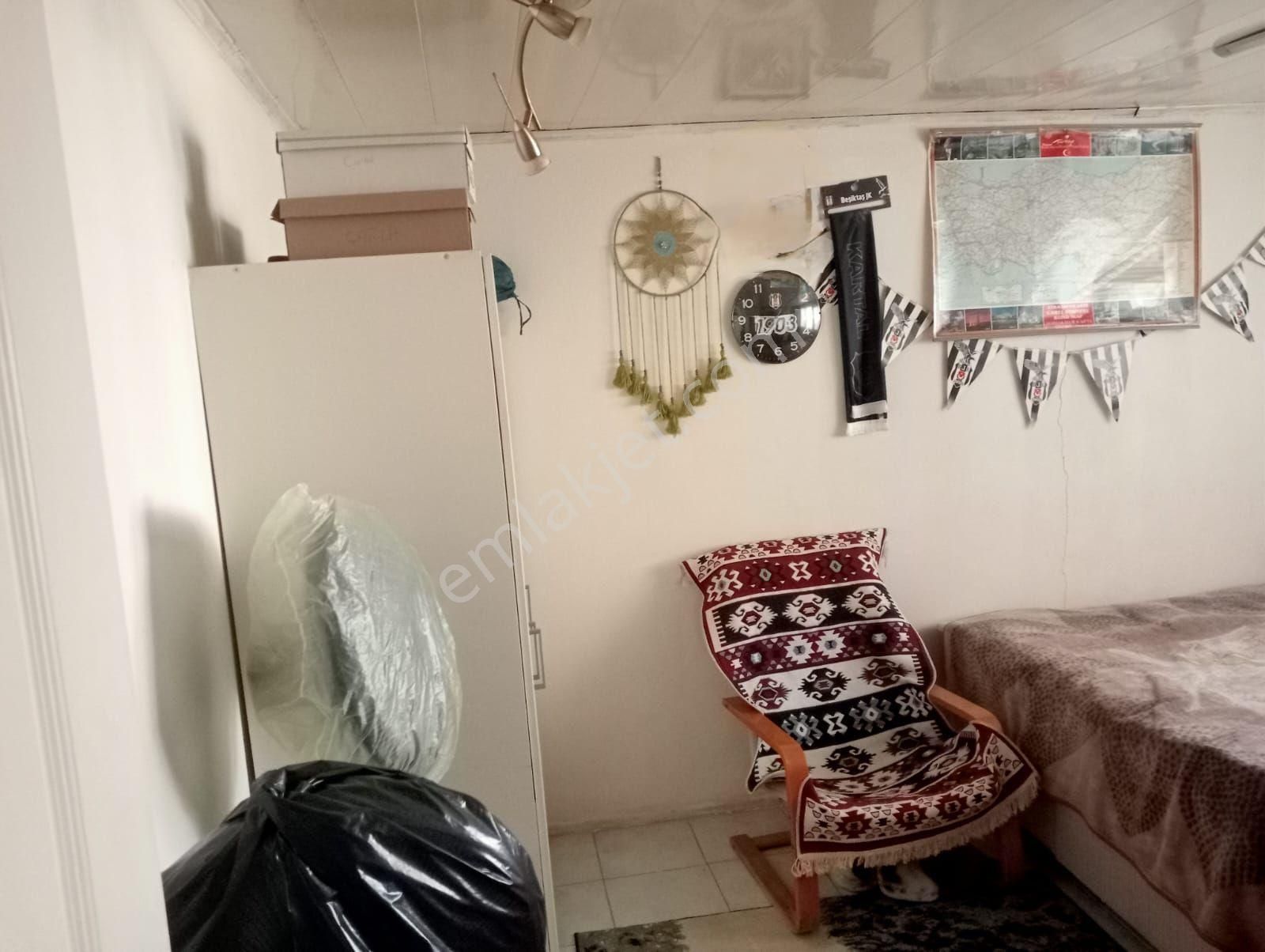 Bucada Köşe Konumlu 174 M2 Arsada Mustakil Ev - Görsel 6