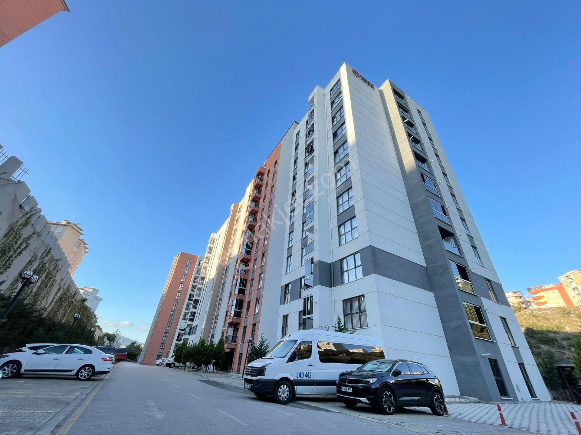 Pendik Ahmet Yesevi Satılık Daire Fırsatt! Pendik/esenyalı Site İçi Ara Kat 90m2 2+1 Satılık Daire