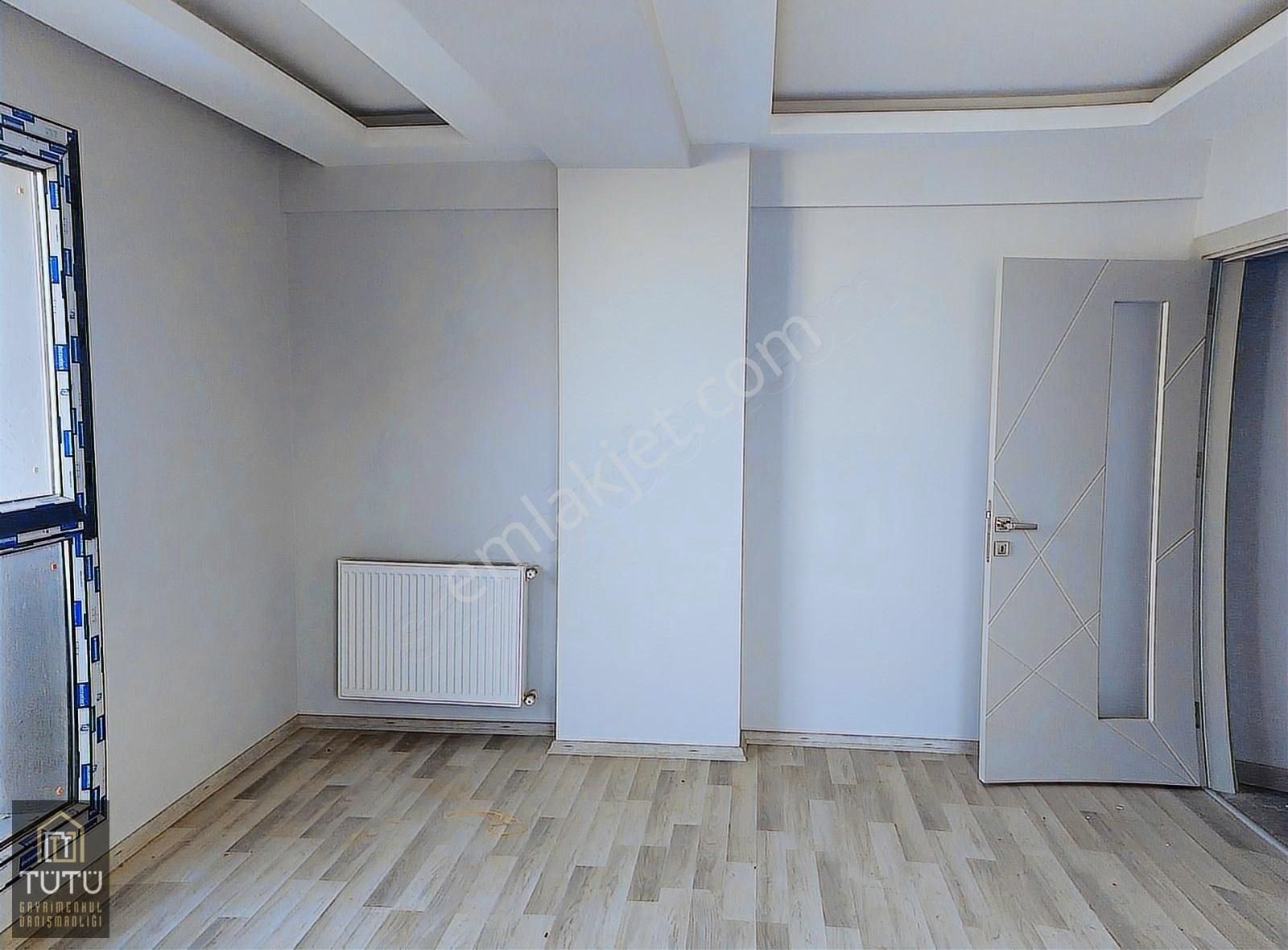 Buca İnönü Satılık Daire Lüks Site İçi K.otoparklı Asansörlü Doğalgazlı 110m2 2+1 Daire