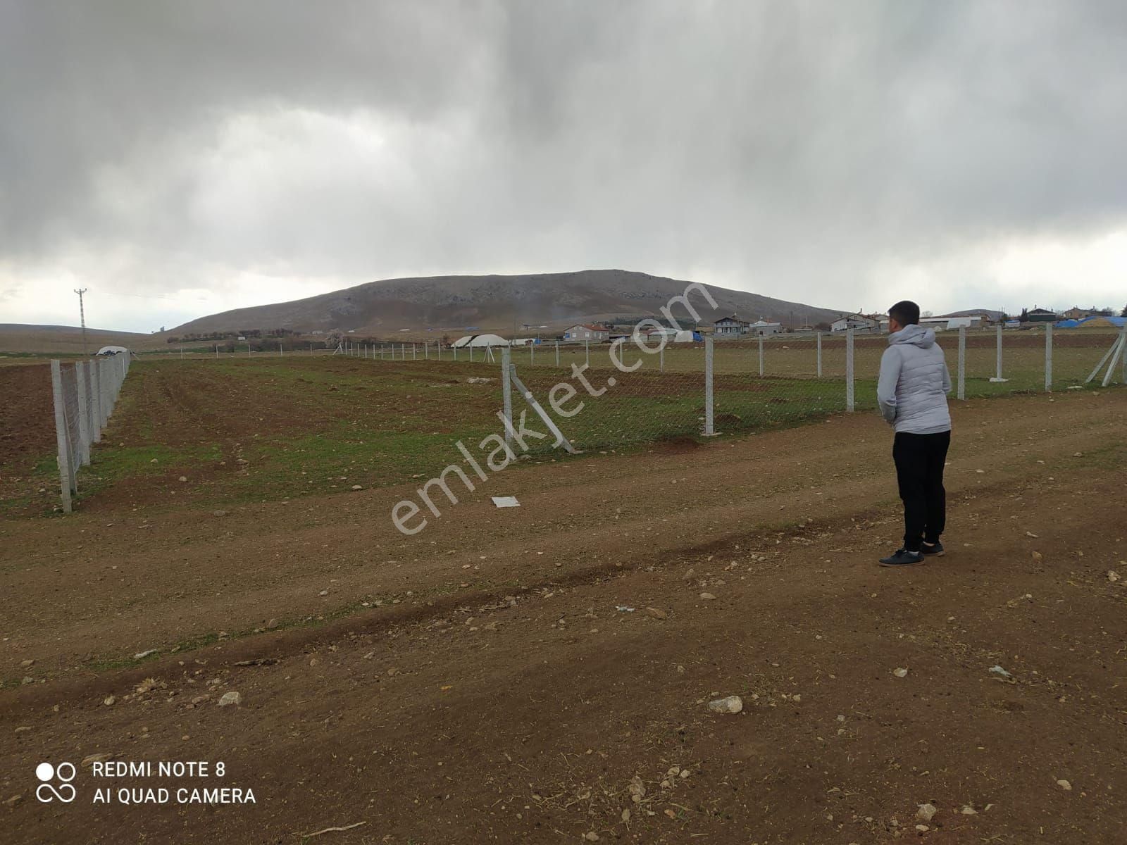 Karatay Karaaslandede Satılık Muhtelif Arsa Kayhüyükte 453 M2 Hisseli Bahce