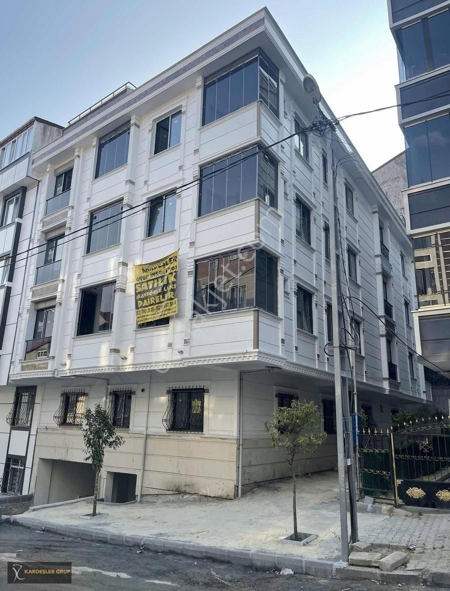 Arnavutköy Arnavutköy Merkez Satılık Daire Kardeşler Grup'tan Otoparklı 5+2 180 M2 Arka Cephe Sıfır Dublex