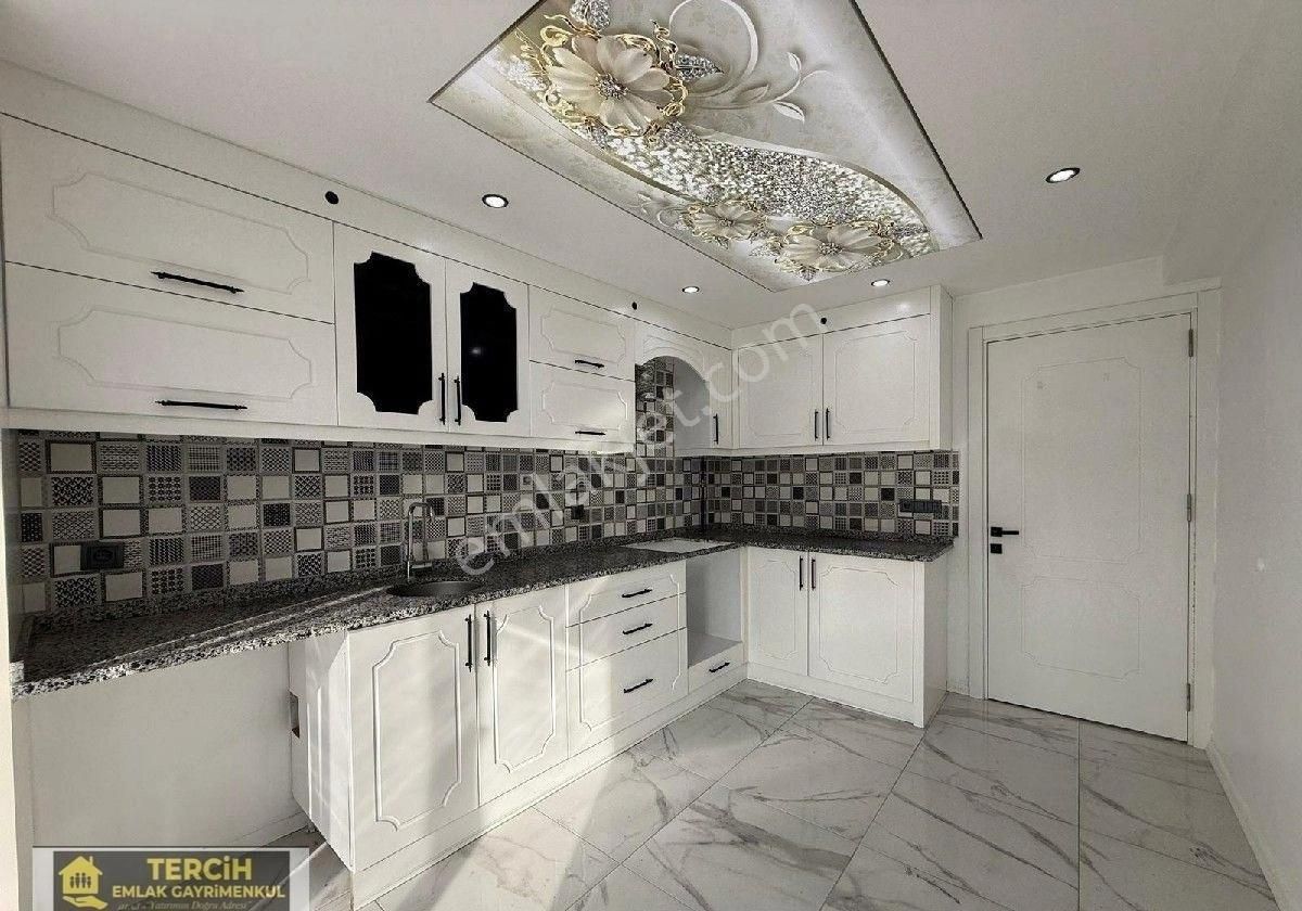 Şemikler De Satılık 2+1 120 M2