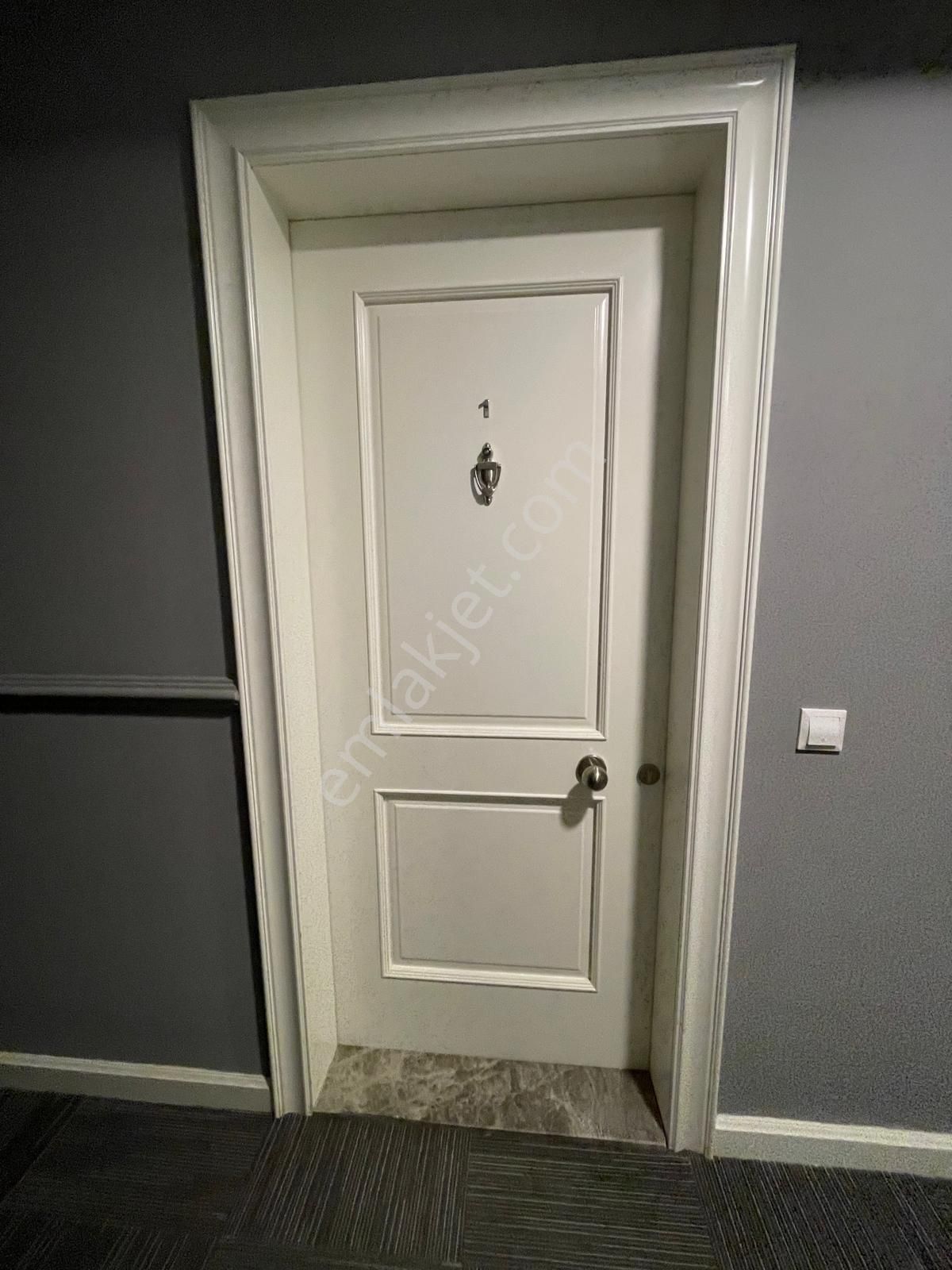 Çeşme’de Denıze Sıfır, Özel Plajlı, Lüks Tatıl Köyünde 1+1 Suıte Daıre - Görsel 2