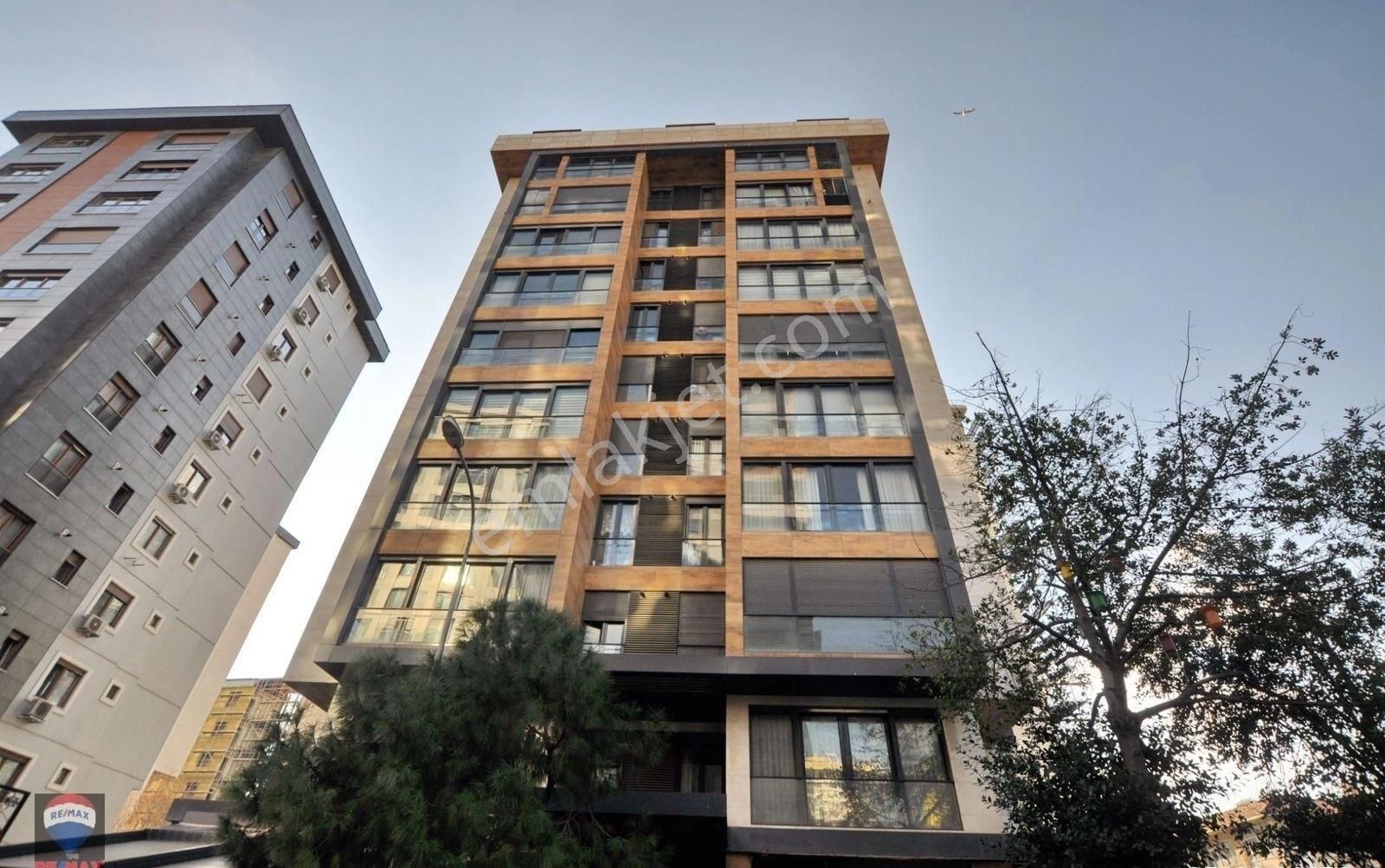 Kadıköy Caddebostan Satılık Daire Şaşkınbakkal Bilim Sokak'ta ''boş'' 5+1 Net 152m2 Muhteşem Dublex Daire