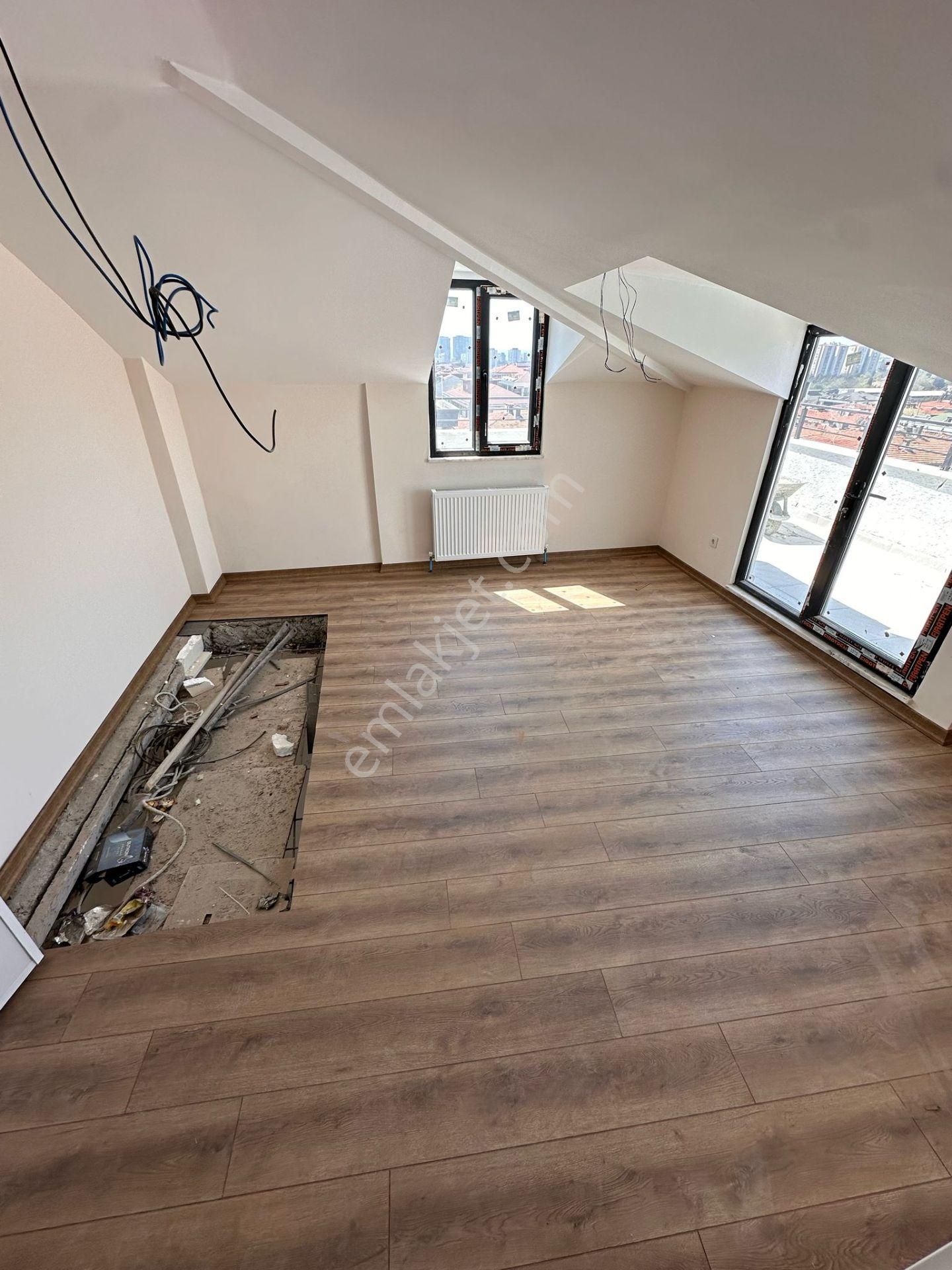 Bakırkoy Z.baba Da Dublex Onu Açık Ferah 17 M2 Teraslı Daire - Görsel 19