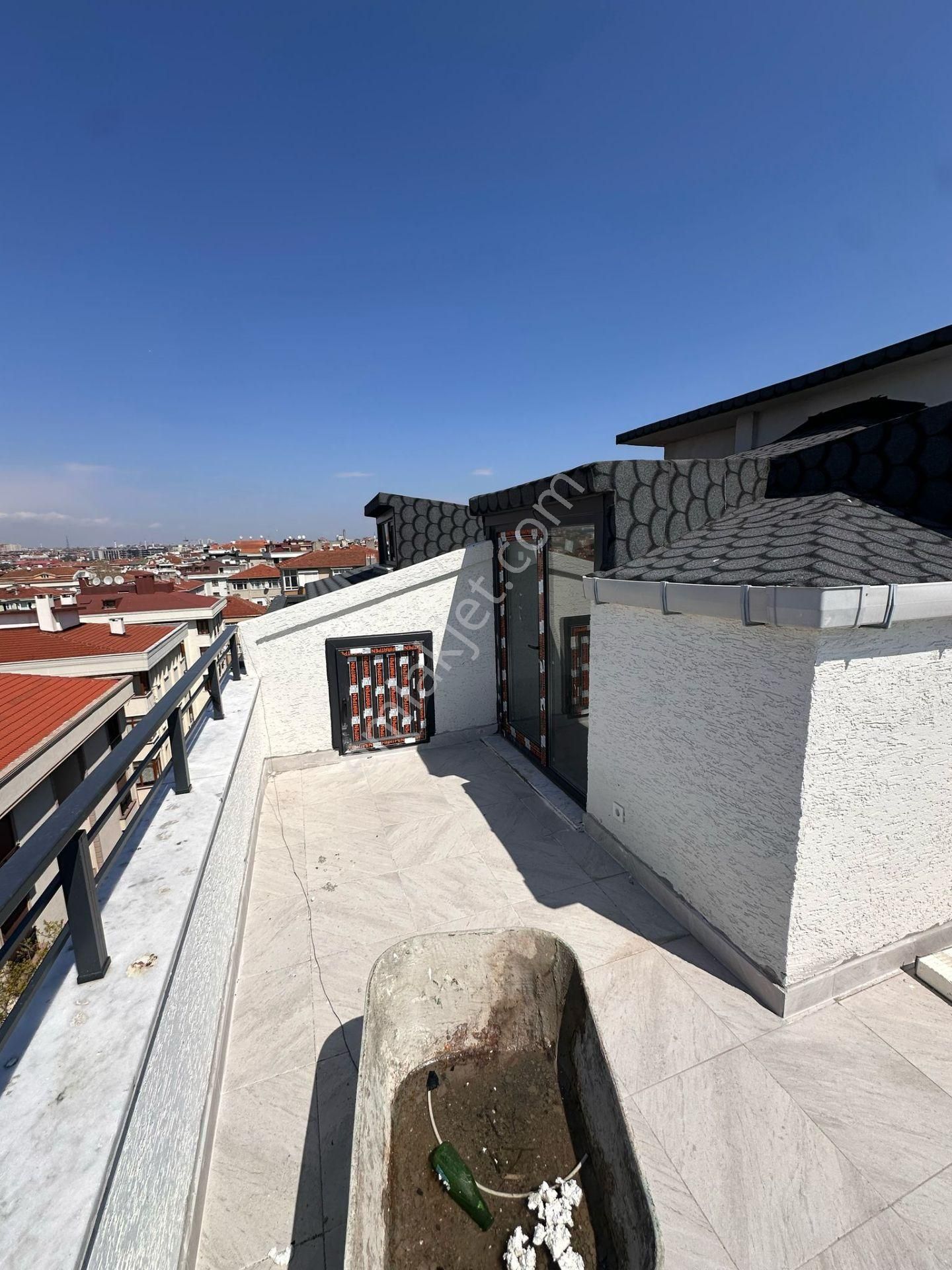 Bakırkoy Z.baba Da Dublex Onu Açık Ferah 17 M2 Teraslı Daire - Görsel 22