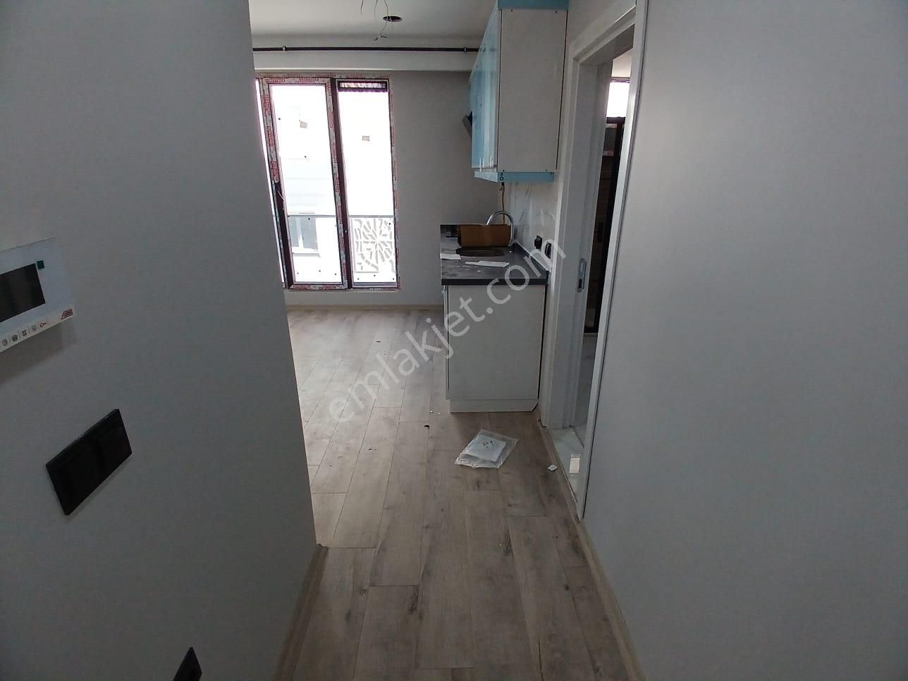 Ekşioğlu'ndan Tekirdağ Süleymanpaşa Hürriyet Mah. Hazır Kiracılı Satılık Daire 1+1 - Görsel 6