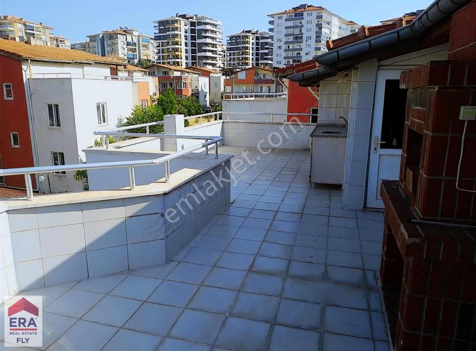 Merkezefendi Şemikler Satılık Villa Era Fly'dan Şemikler Beyza Sitesinde Satılık 5+2 Villa