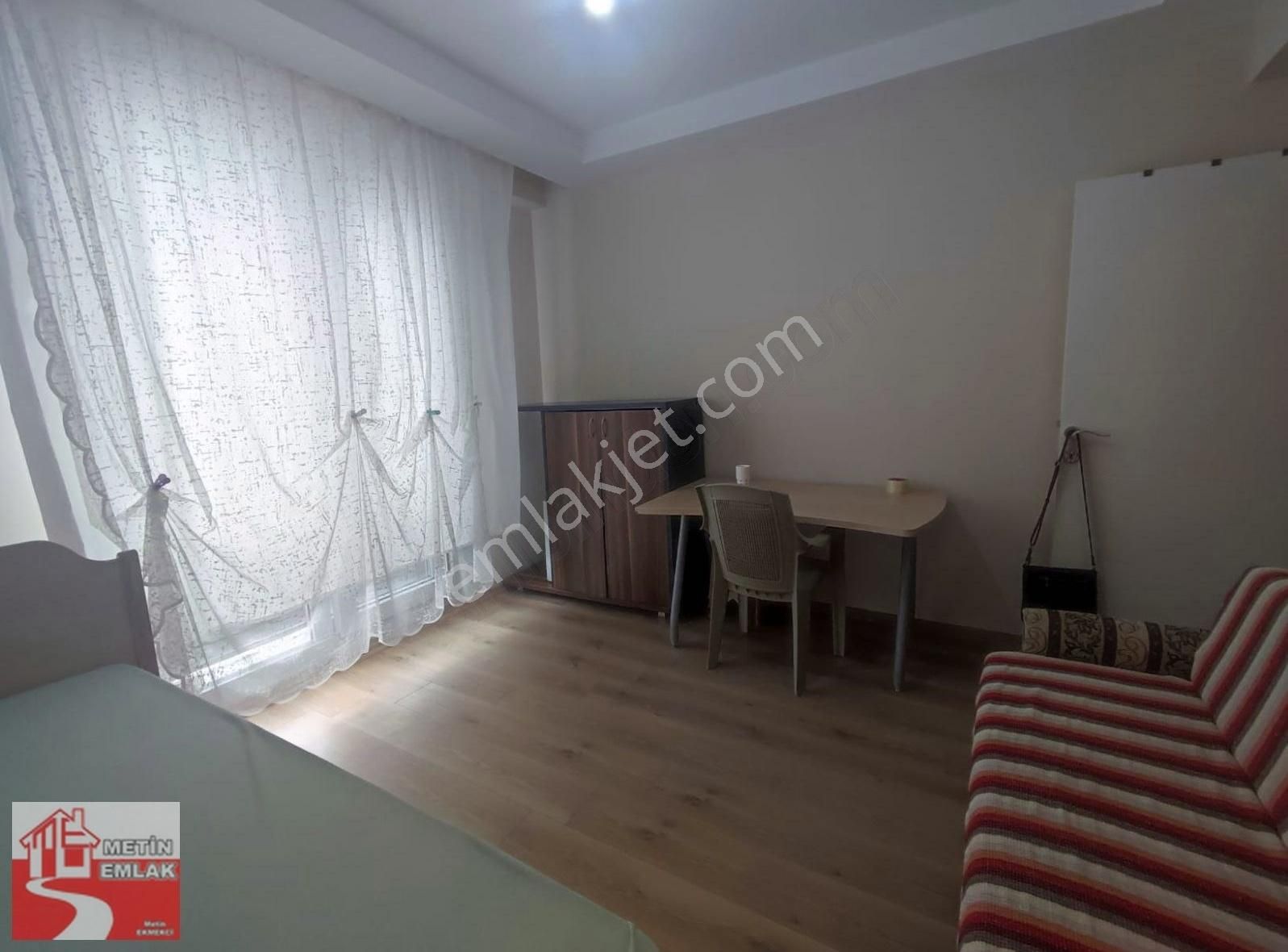 Metin Emlaktan Orta Mahallede 2+0 Eşyalı Daire