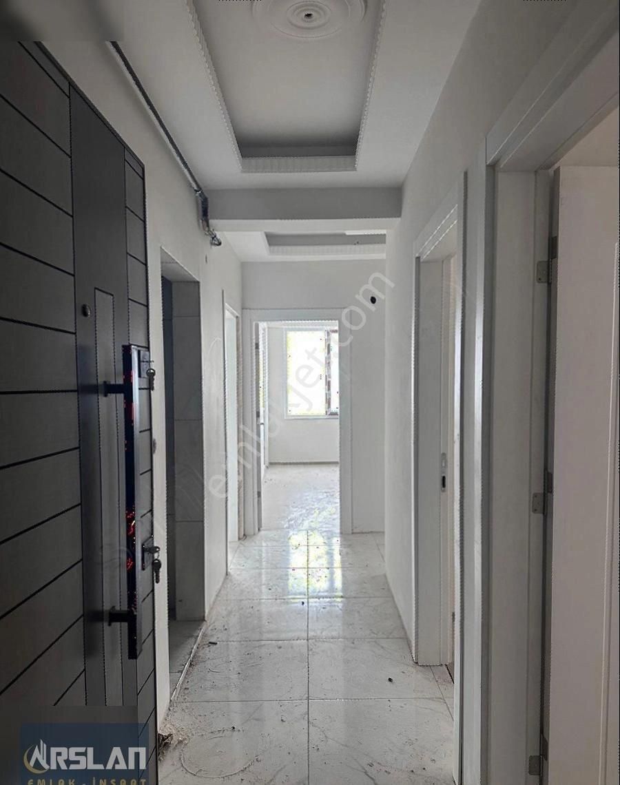 İnegöl Cerrah Satılık Daire İnegöl Cerrah Mah'de, 3+1,140m2,4.kat,site İçi,satılık Daire