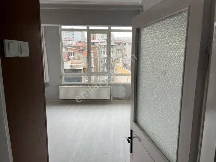 İlkadım Çiftlik Kiralık Daire Rekoor Emlaktan Çiftlikte 3+1 Kiralık Daire