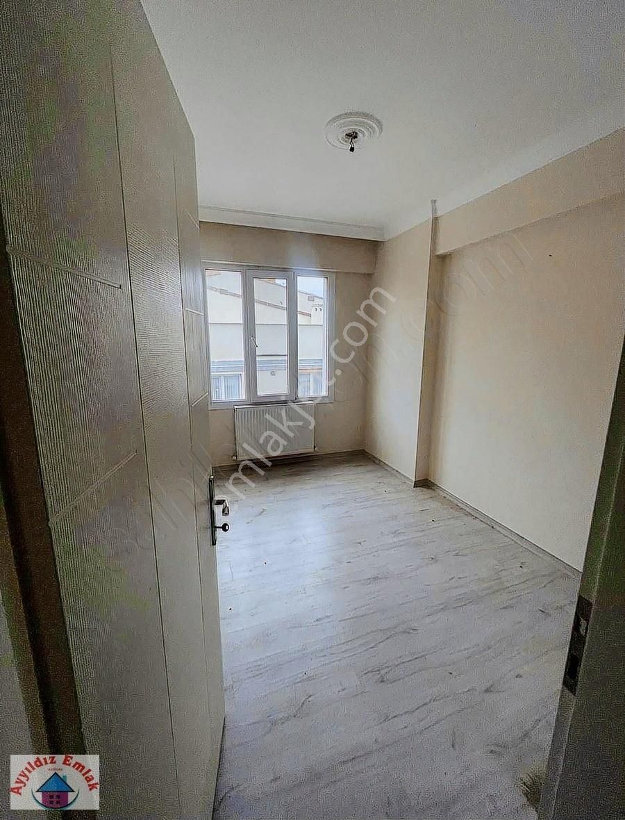 Akhisar Efendi Kiralık Daire Nur Cami Yakını Kiralık 2+1