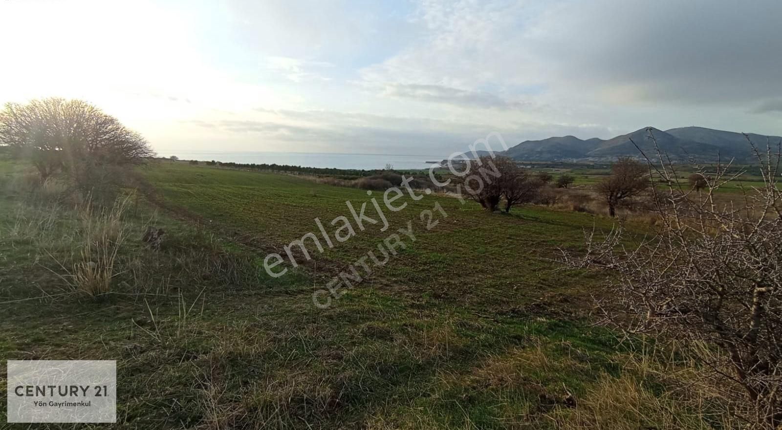 Gökçeada Şirinköy Köyü Satılık Tarla Century 21 Yön'den Gökçeada Şirinköyde Deniz Manzaralı Tarla