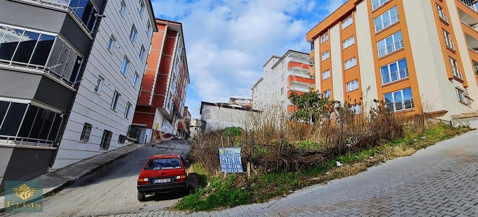 İlkadım Kışla Satılık Konut İmarlı Kışla Mah'de Çelikler Market Hemen Üstünde Satılık Arsa