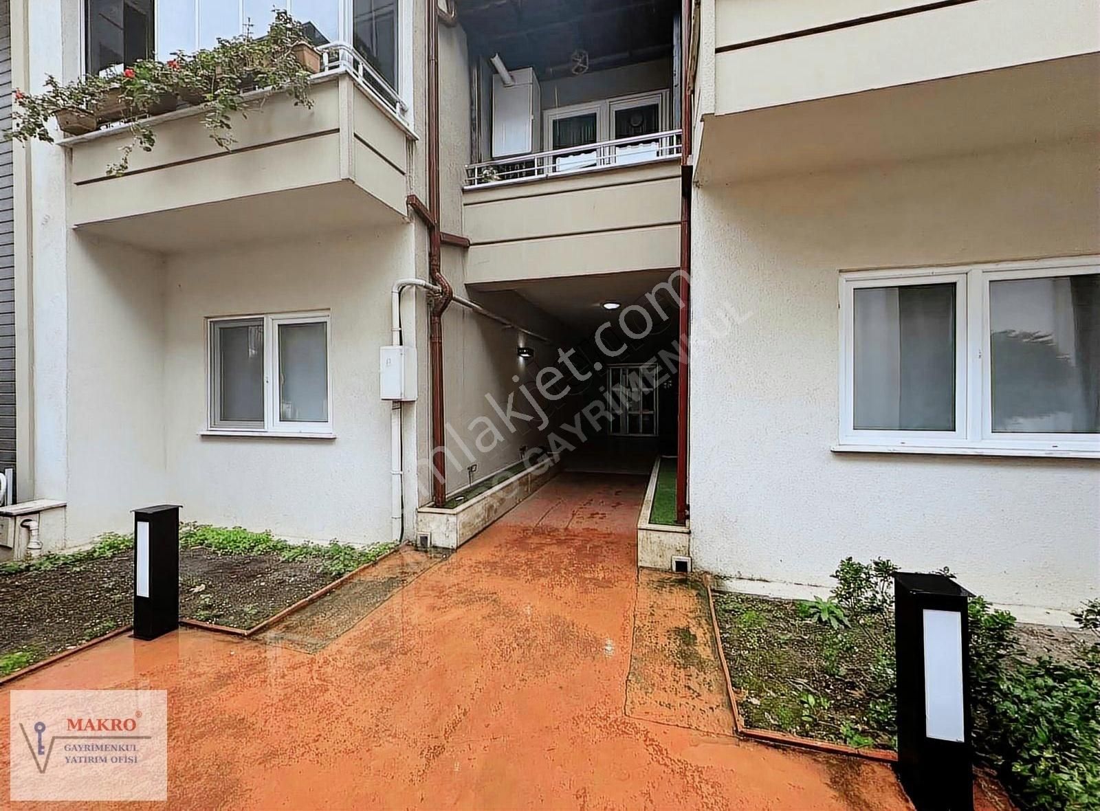 Gölcük Kavaklı Satılık Daire Kavaklı Mahallesinde Prestijli Site İçinde Satılık 3+1 Daire