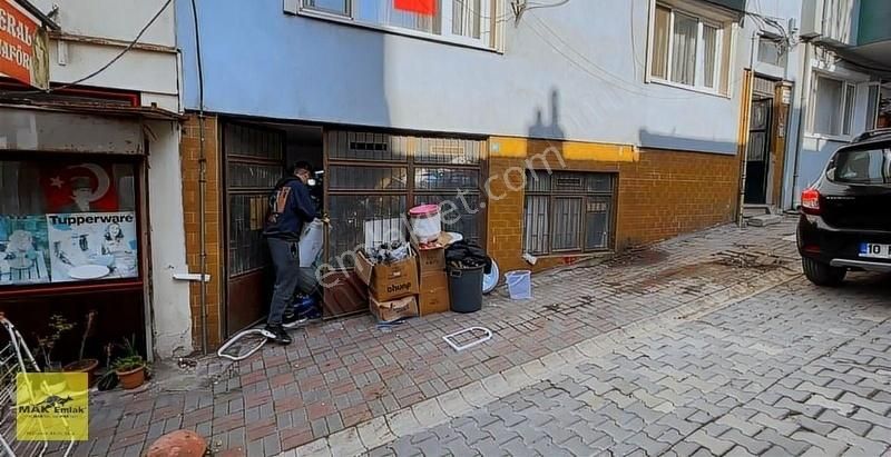 Balıkesir Bandırma Satılık Dükkan & Mağaza Bentbaşı Mahallesinde Düz Giriş Satılık Dükkan S 2689