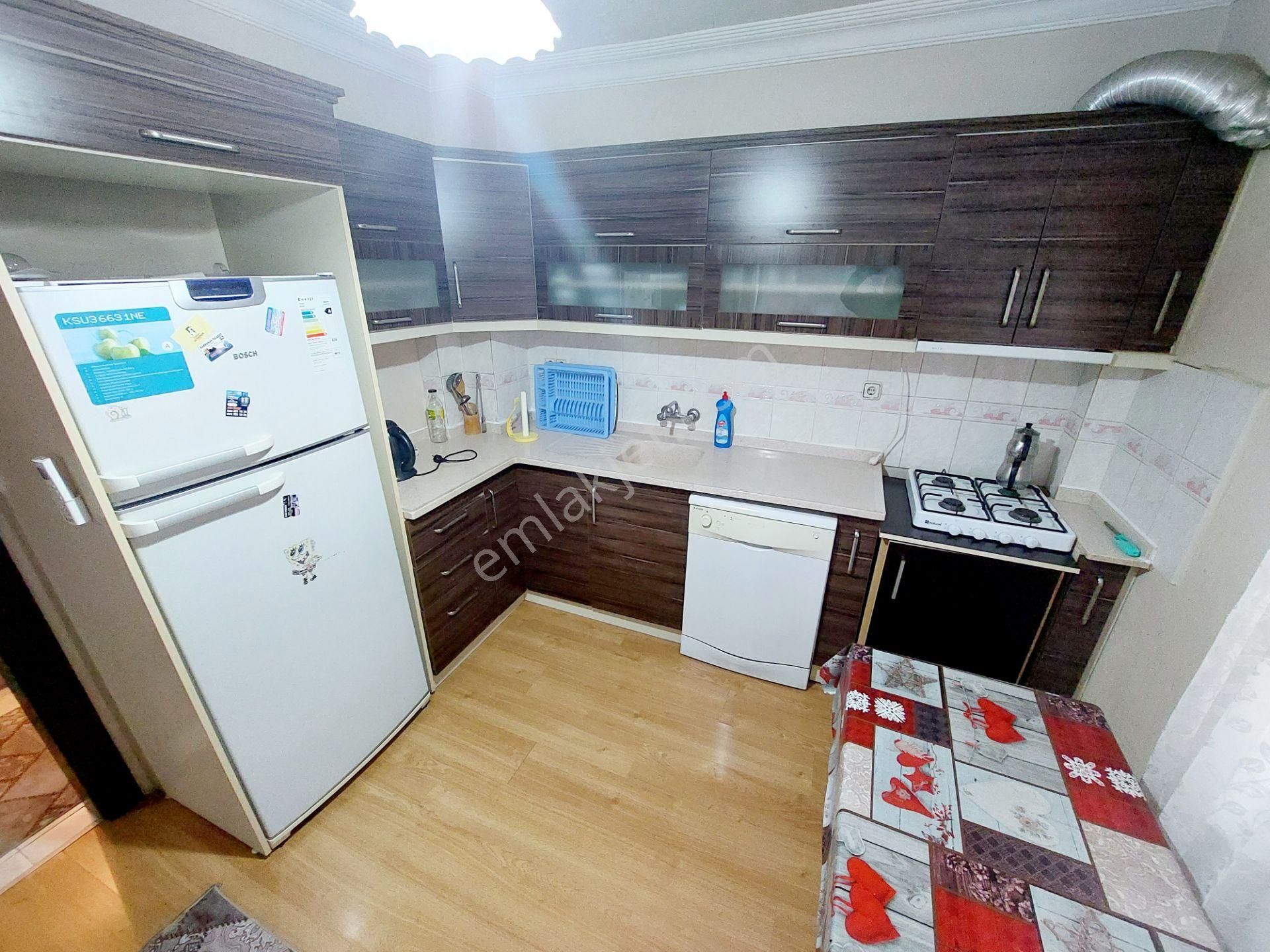 Akçay Merkezde Öğrenciye Kiralık Eşyalı 2+1 Daire - Görsel 6