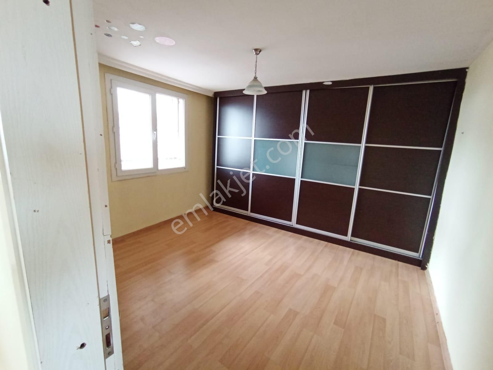 Karabağlar Peker Mah. 2+1 95 Emekli Bay Bayana Uyğundur - Görsel 2