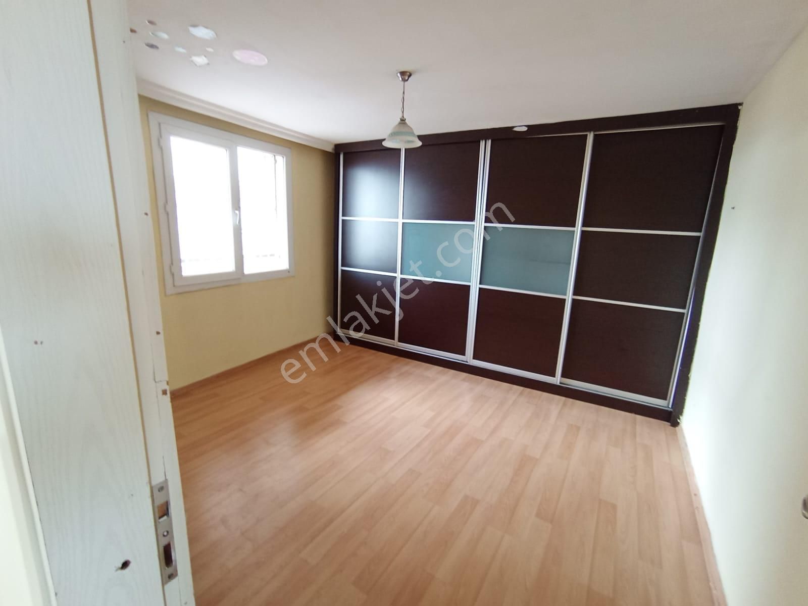 Karabağlar Peker Mah. 2+1 95 Emekli Bay Bayana Uyğundur - Görsel 6