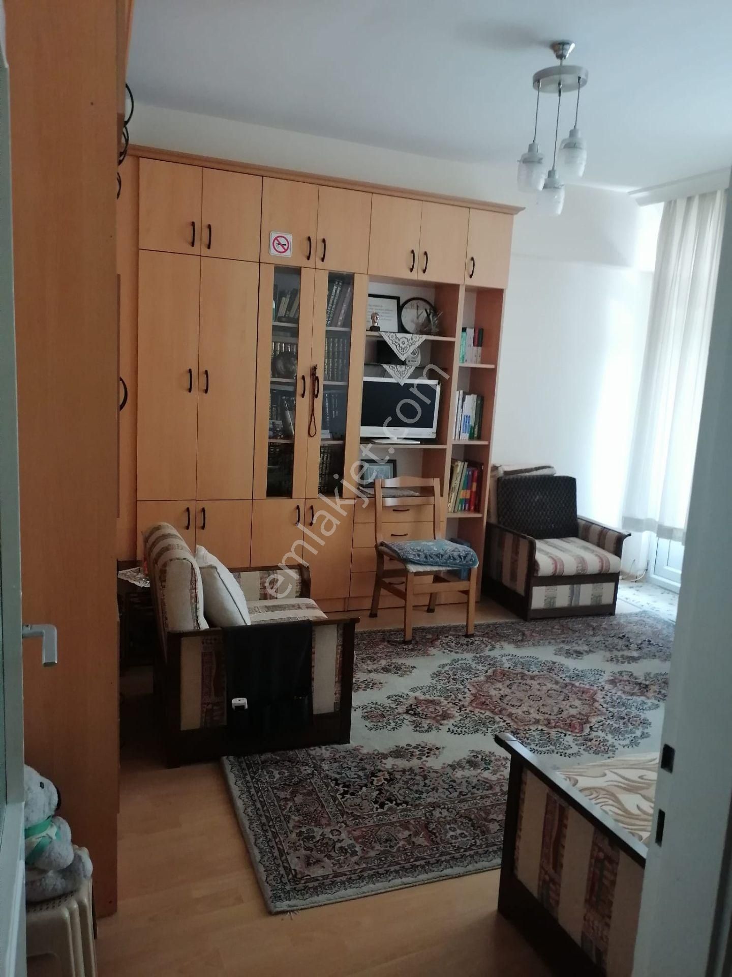 Adapazarı Semerciler Satılık Daire Sakarya Çark Caddesinde Satılık 3+1 Daire