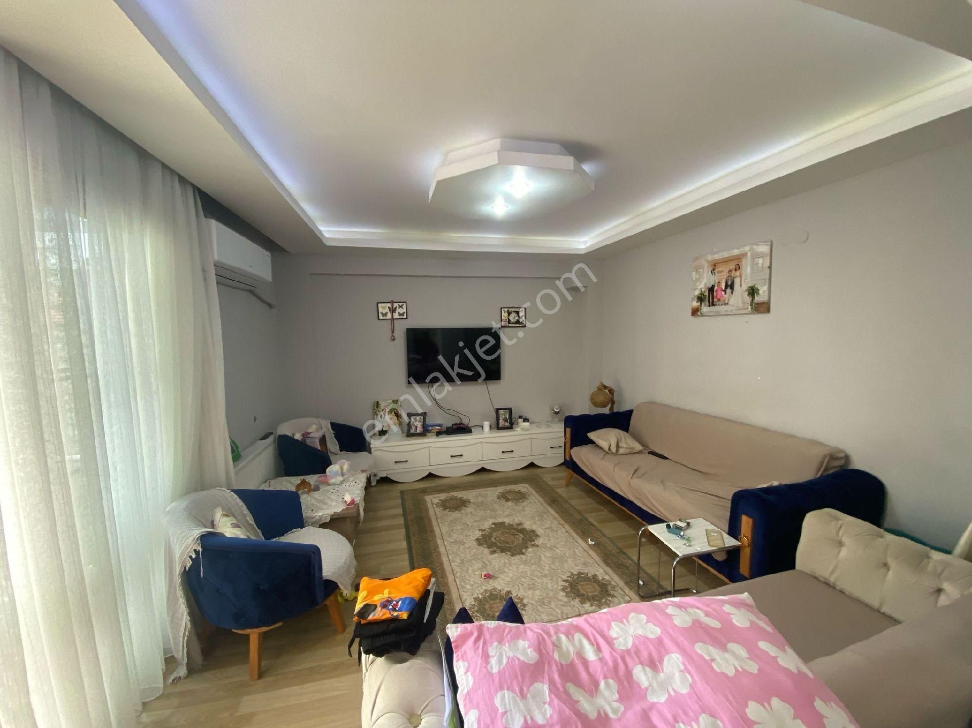 Buca Güven Satılık Daire Şirinyer Merkez Migros Yakını 3+1 120m2 Dgazlı Satılık Daire