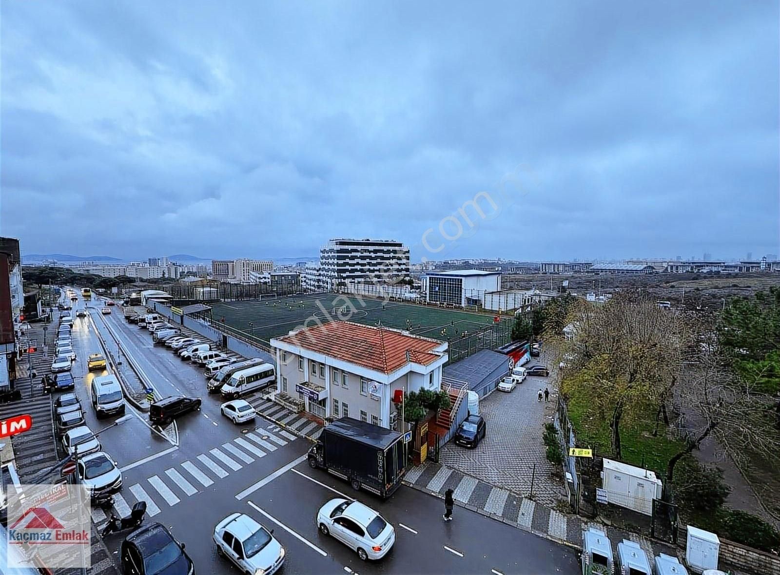 Maltepe Başıbüyük Kiralık Daire Maltepe Başıbüyük Merkezde Oldukça Geniş Kiralık 3+1 Daire