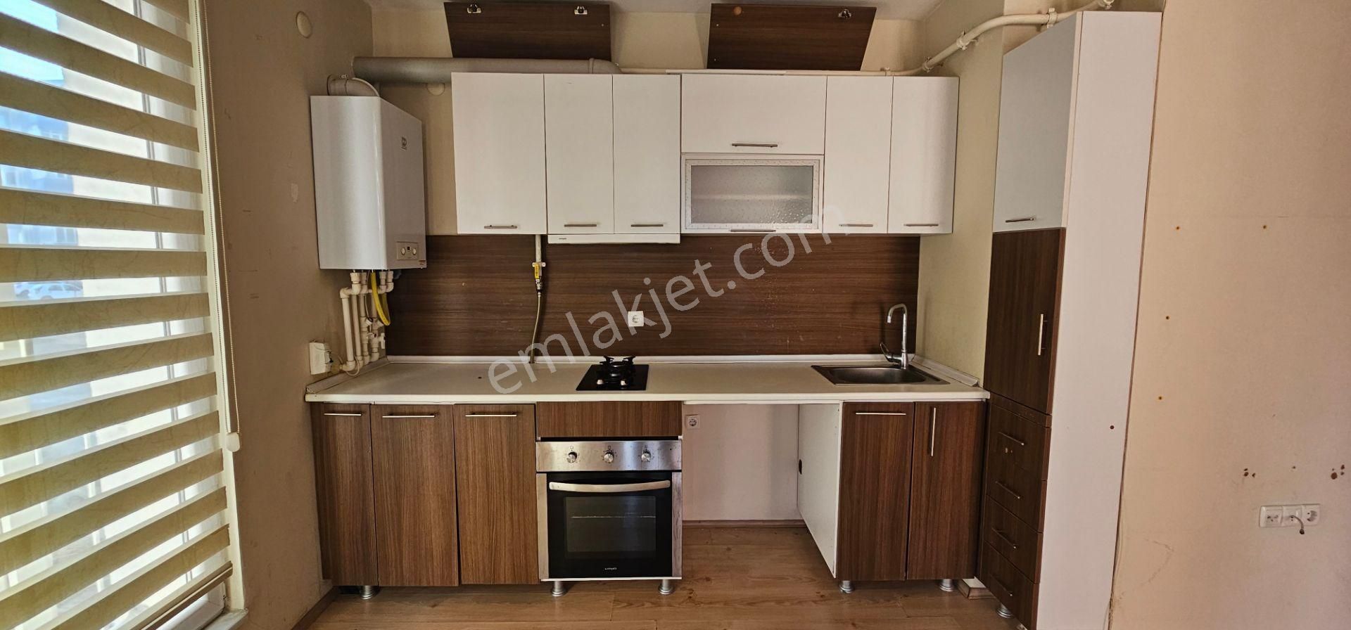 Edirne Merkez Şükrüpaşa Kiralık Daire Ayşekadın Yürüme Mesafesinde Kiralık 1+1 Daire K-14