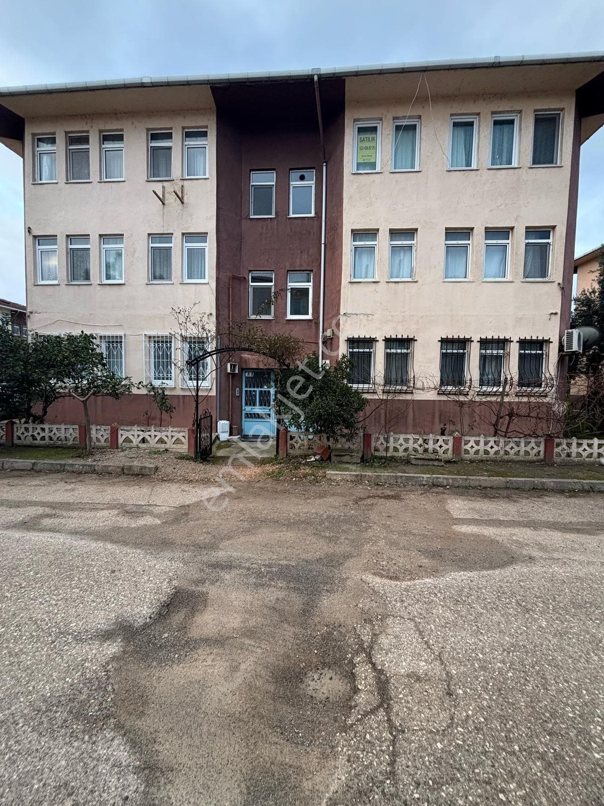 Gönen Kurtuluş Satılık Daire Mayadan Gayrimenkul'den Gönen Kurtuluş'da 3+1 Satılık Daire