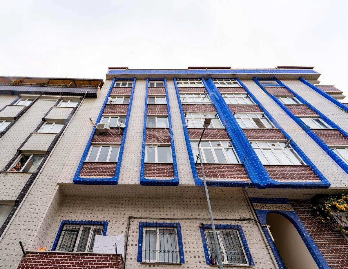 Bahçelievler Siyavuşpaşa Satılık Daire 18 Yıllık 4 Katlı Binada 2+1 90 M2 Masrafsız Şık Ferah Daire