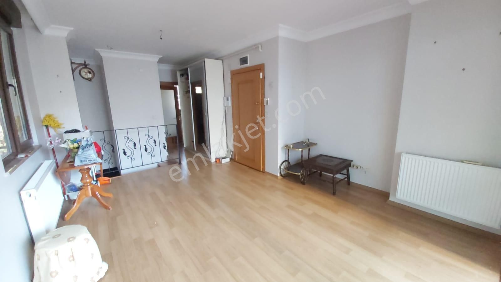 Maltepe Feyzullah Satılık Daire Adatepe'de Yeni Binada 80 M² Ters Dubleks Daire Tek Yetkili