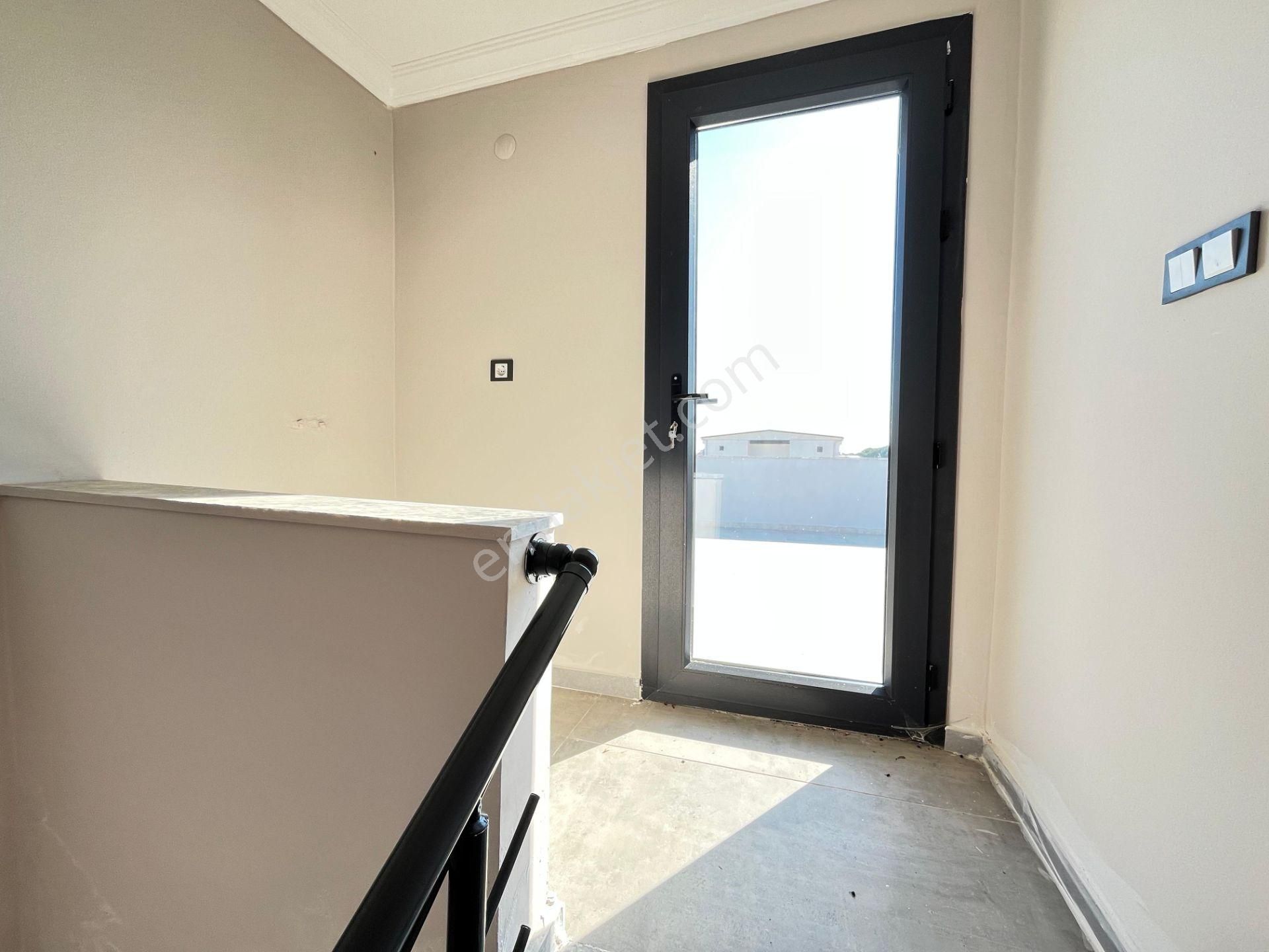 Doğanbey'de Açık Ferah Konumda Satılık Sıfır Tek Müstakil 3+1 Villa - Görsel 29