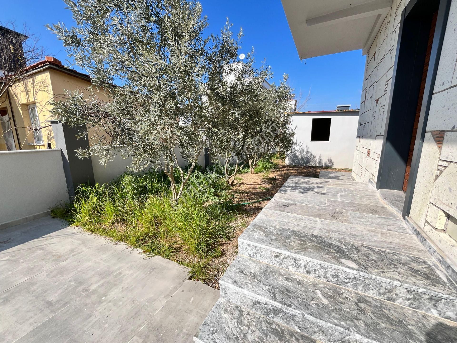 Doğanbey'de Açık Ferah Konumda Satılık Sıfır Tek Müstakil 3+1 Villa - Görsel 8