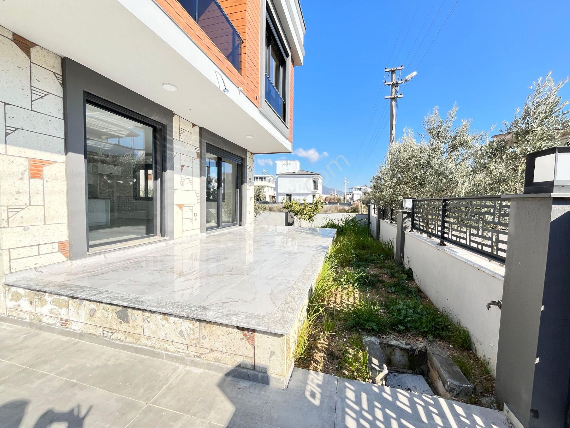 Doğanbey'de Açık Ferah Konumda Satılık Sıfır Tek Müstakil 3+1 Villa - Görsel 7