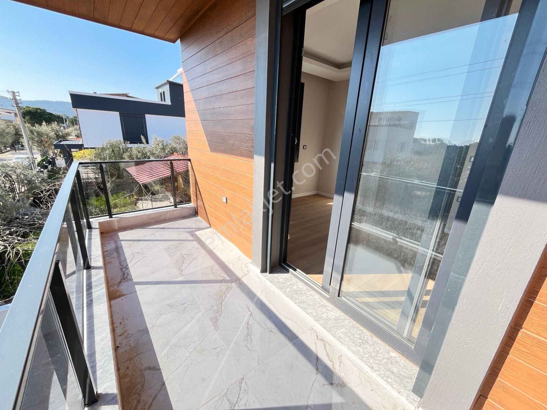 Doğanbey'de Açık Ferah Konumda Satılık Sıfır Tek Müstakil 3+1 Villa - Görsel 28