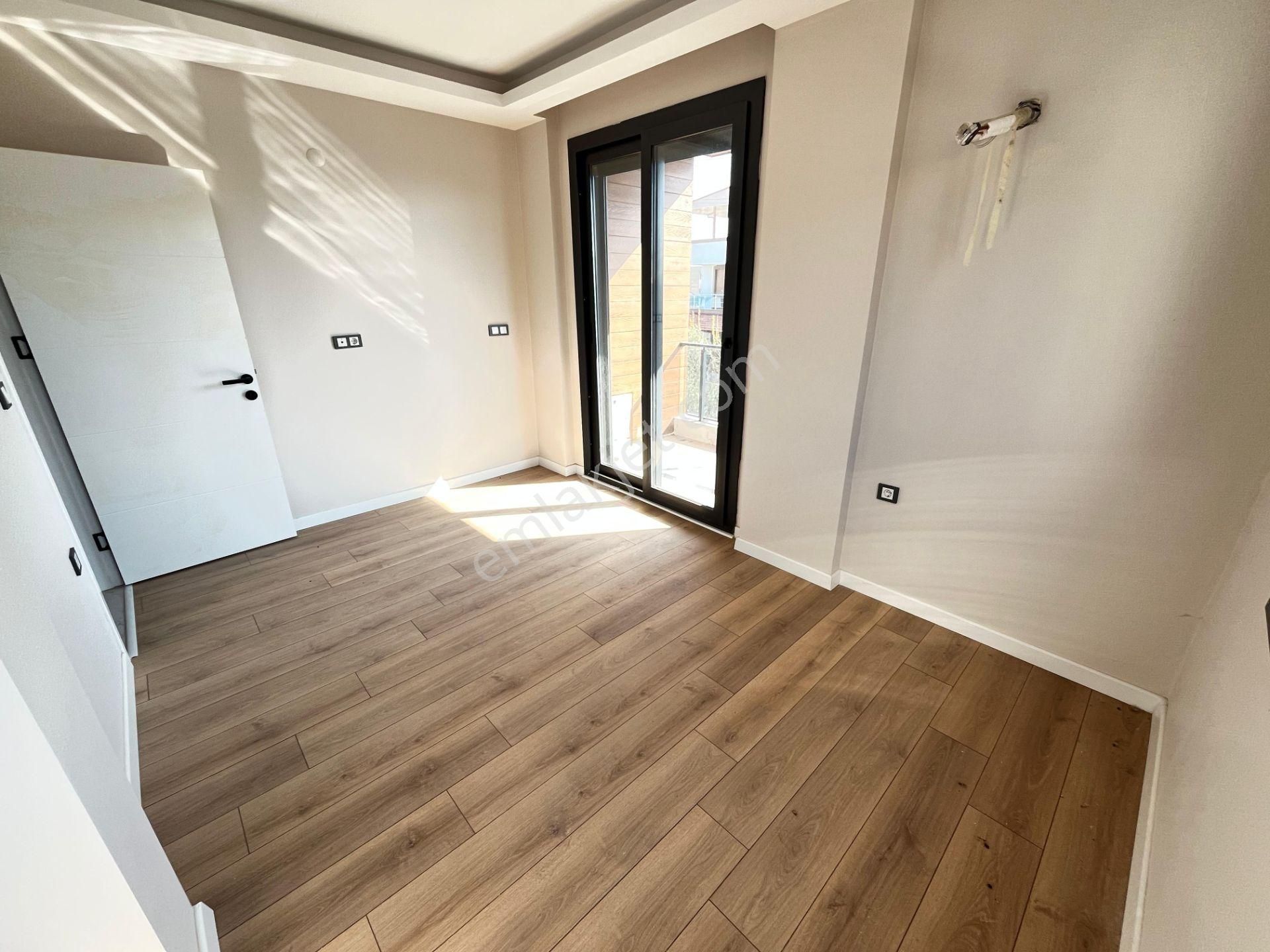 Doğanbey'de Açık Ferah Konumda Satılık Sıfır Tek Müstakil 3+1 Villa - Görsel 25