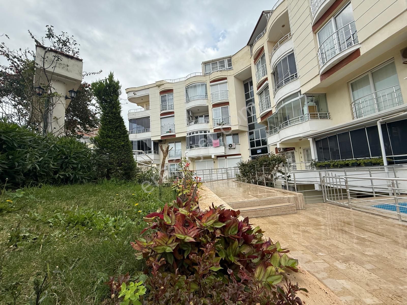 Didim Çamlık Satılık Daire Çamlık Mah.havuzlu Sitede Satılık 2+1 Eşyalı,asansörlü Daire