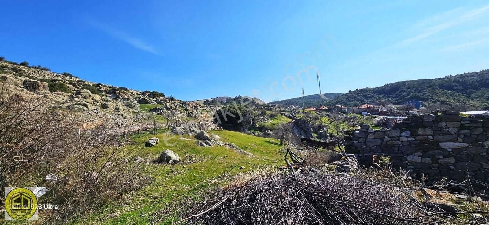 Bergama Örlemiş Satılık Konut İmarlı Emlak Durağı'ndan Örlemiş Köy İçi Arsa